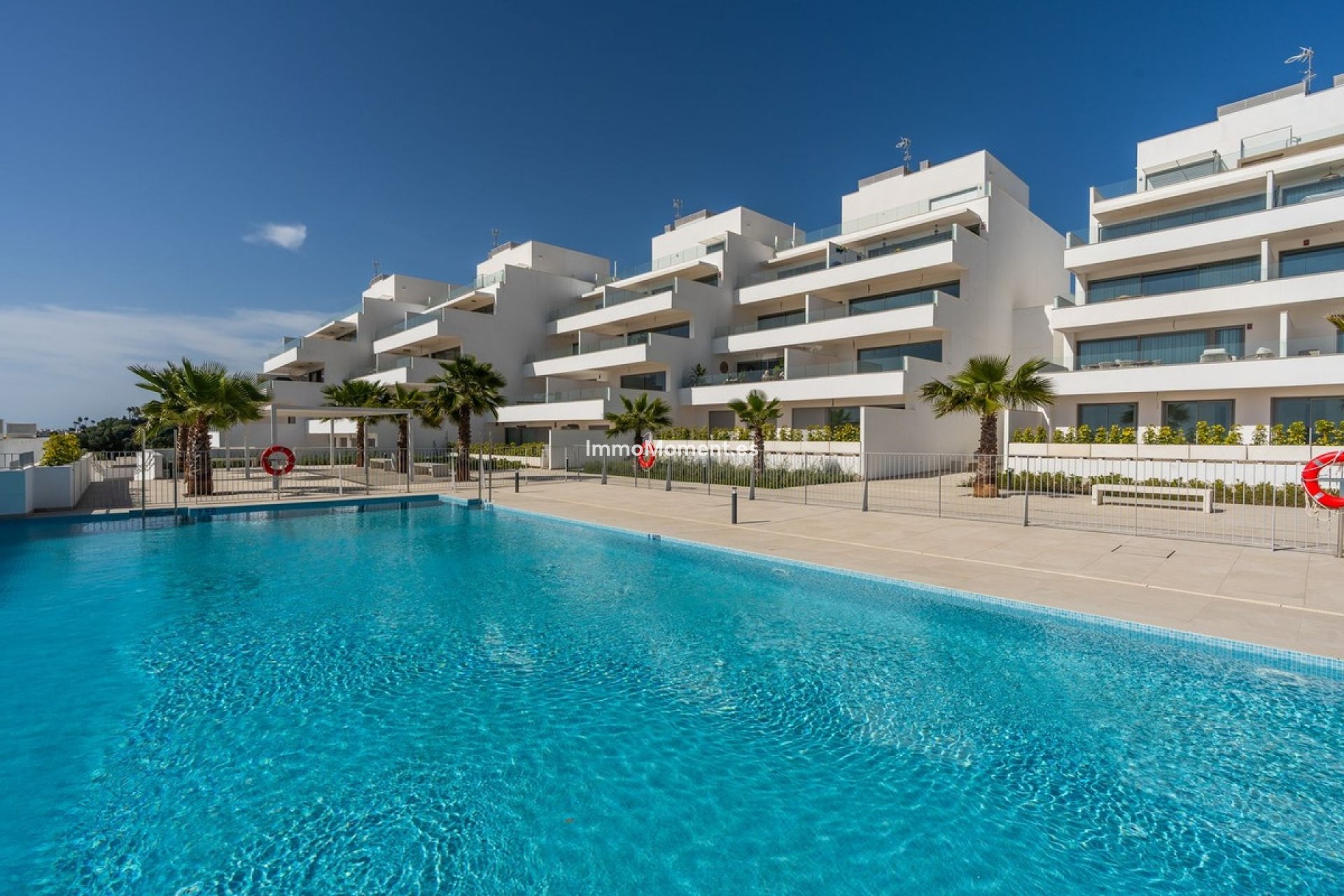 Resale - Apartment - Estepona - Estepona Centro