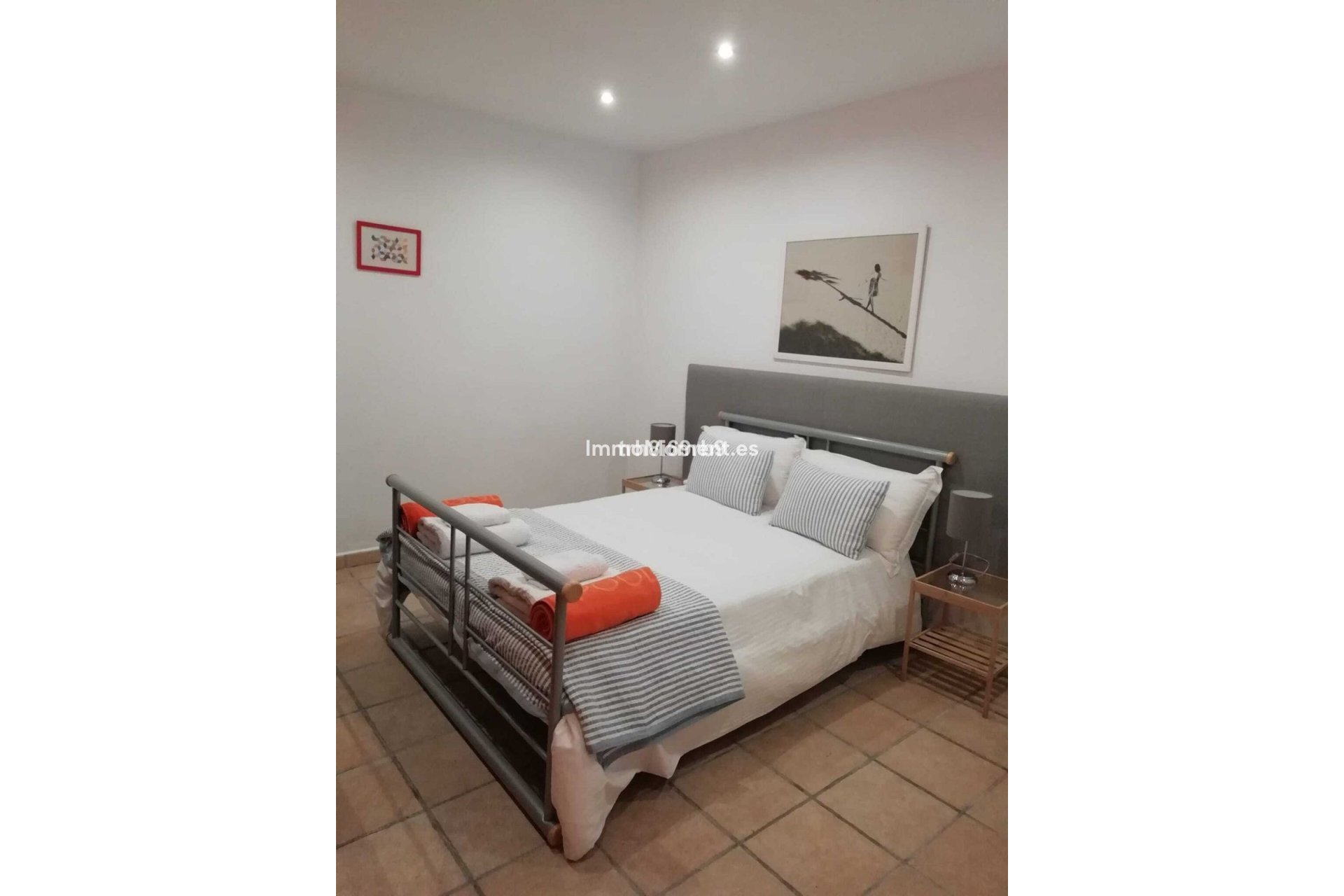 Resale - Apartment - Estepona - Estepona Centro
