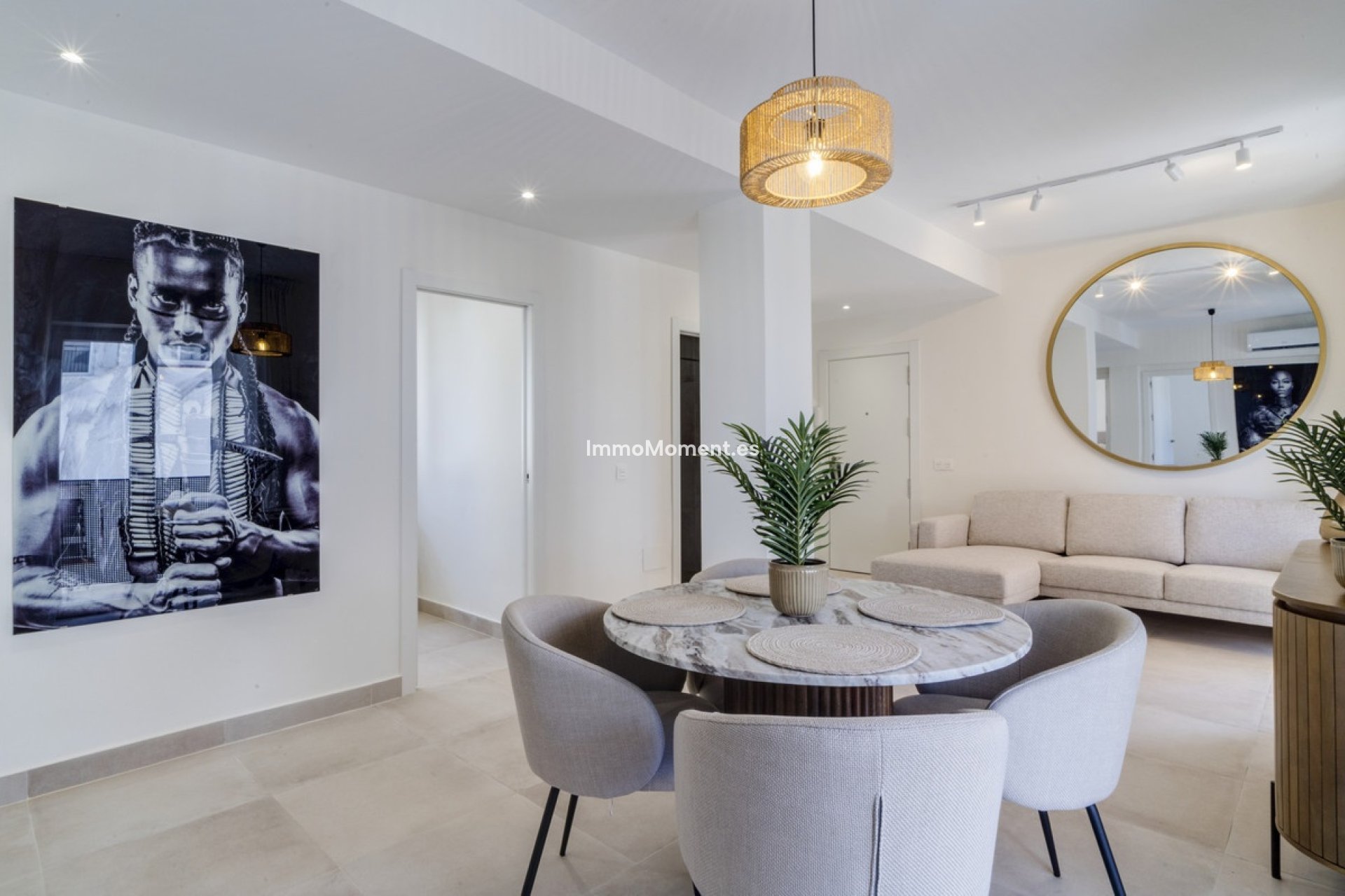 Resale - Apartment - Estepona - Estepona Centro