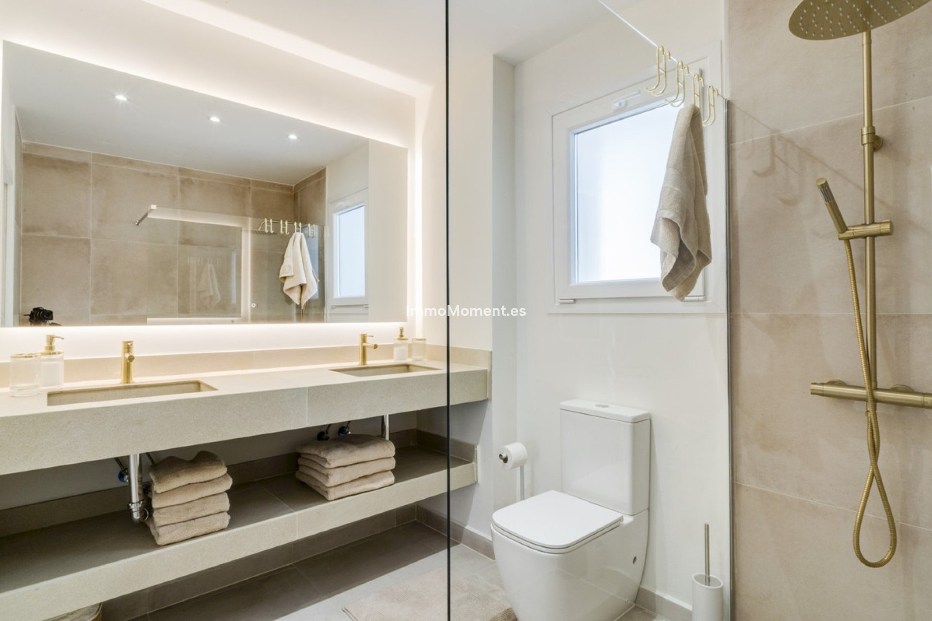 Resale - Apartment - Estepona - Estepona Centro