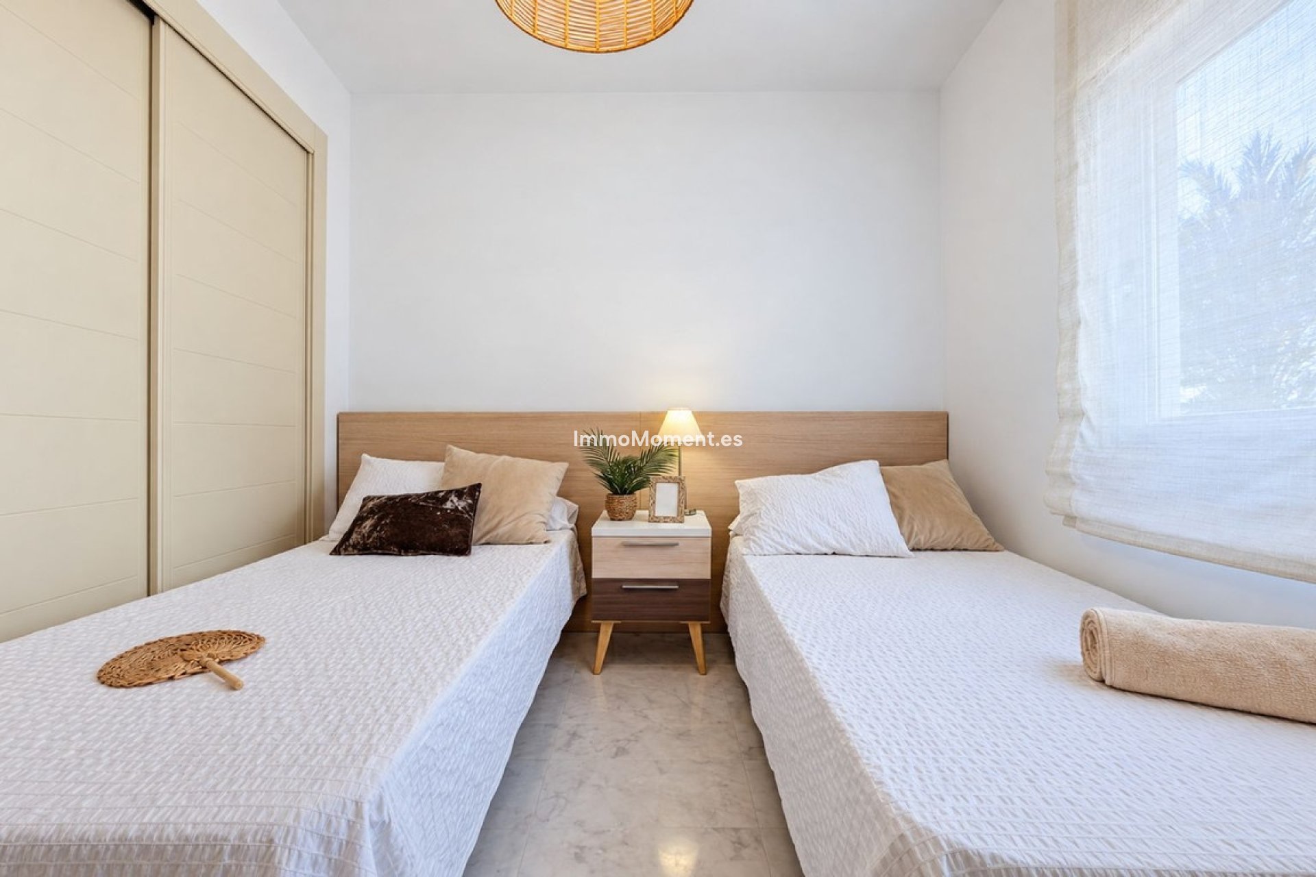Resale - Apartment - Estepona - Estepona Centro