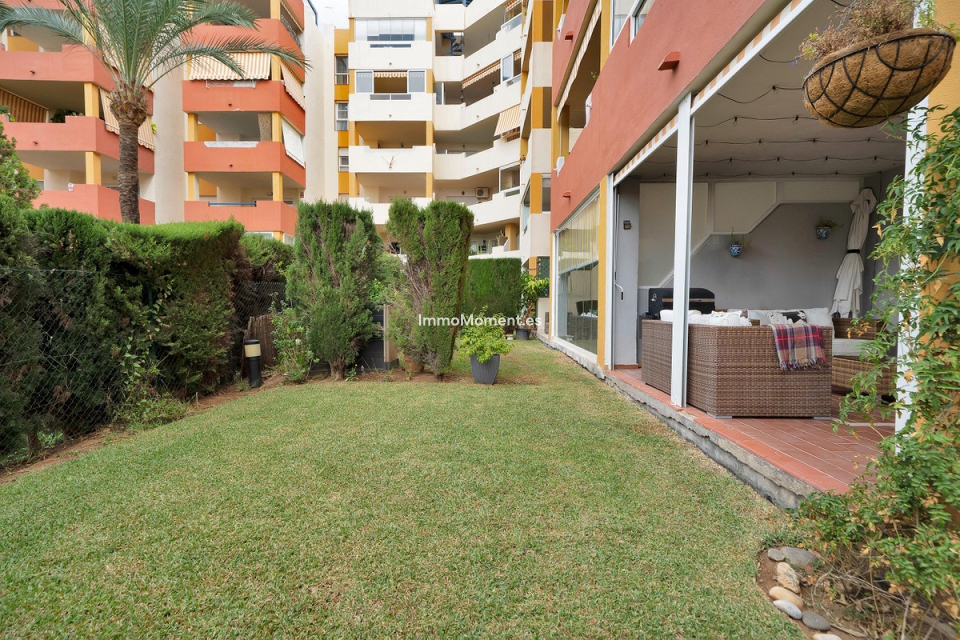 Resale - Apartment - Estepona - Estepona Centro