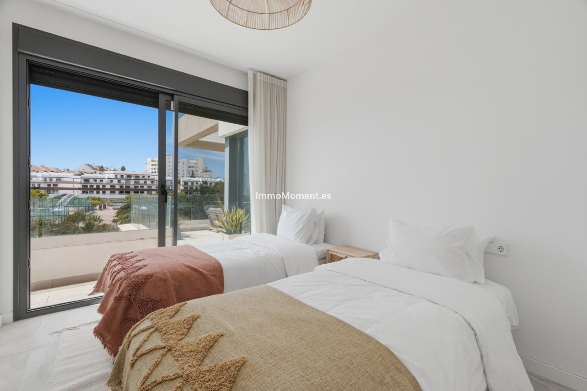 Resale - Apartment - Estepona - Estepona Centro