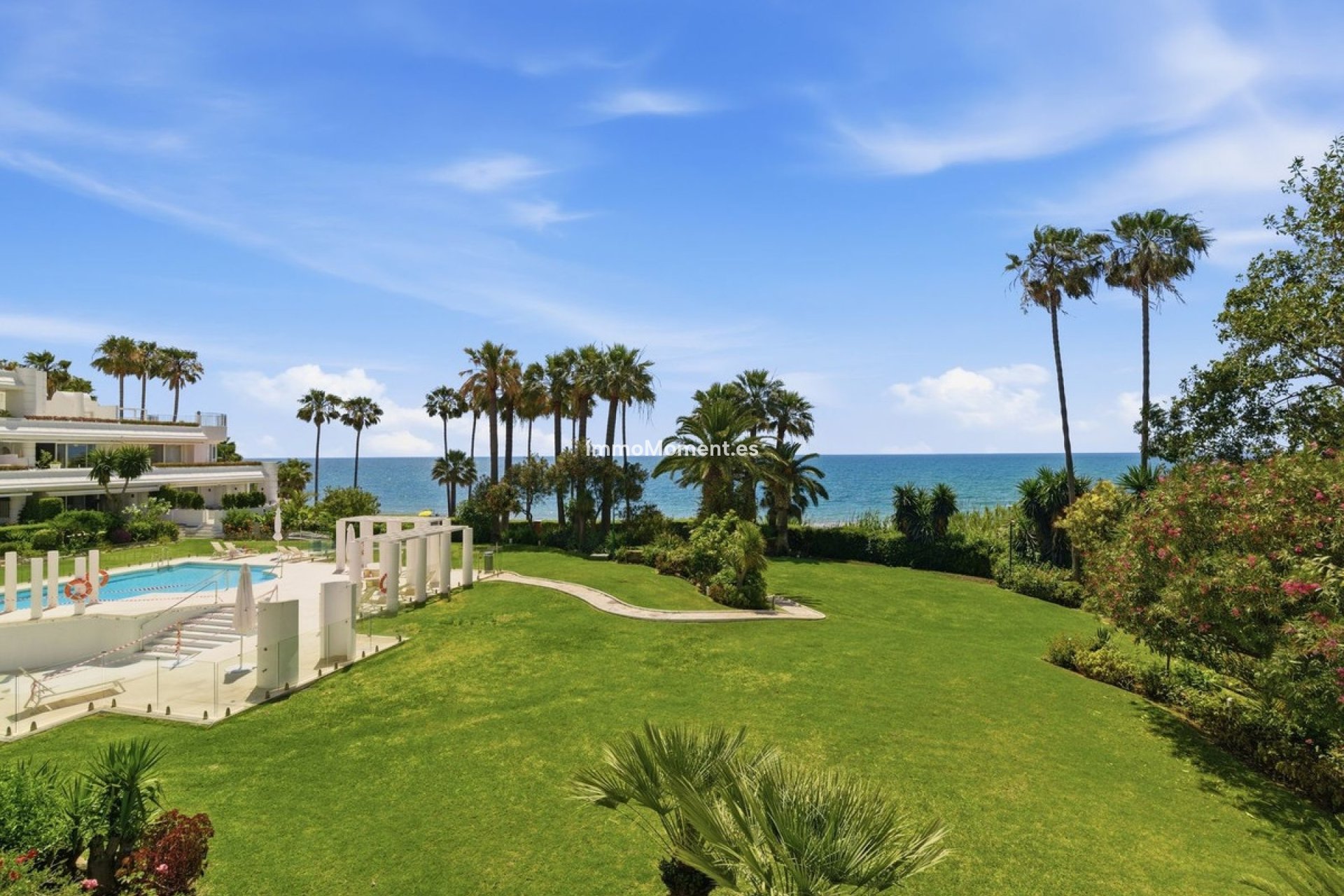 Resale - Apartment - Estepona - Estepona Centro