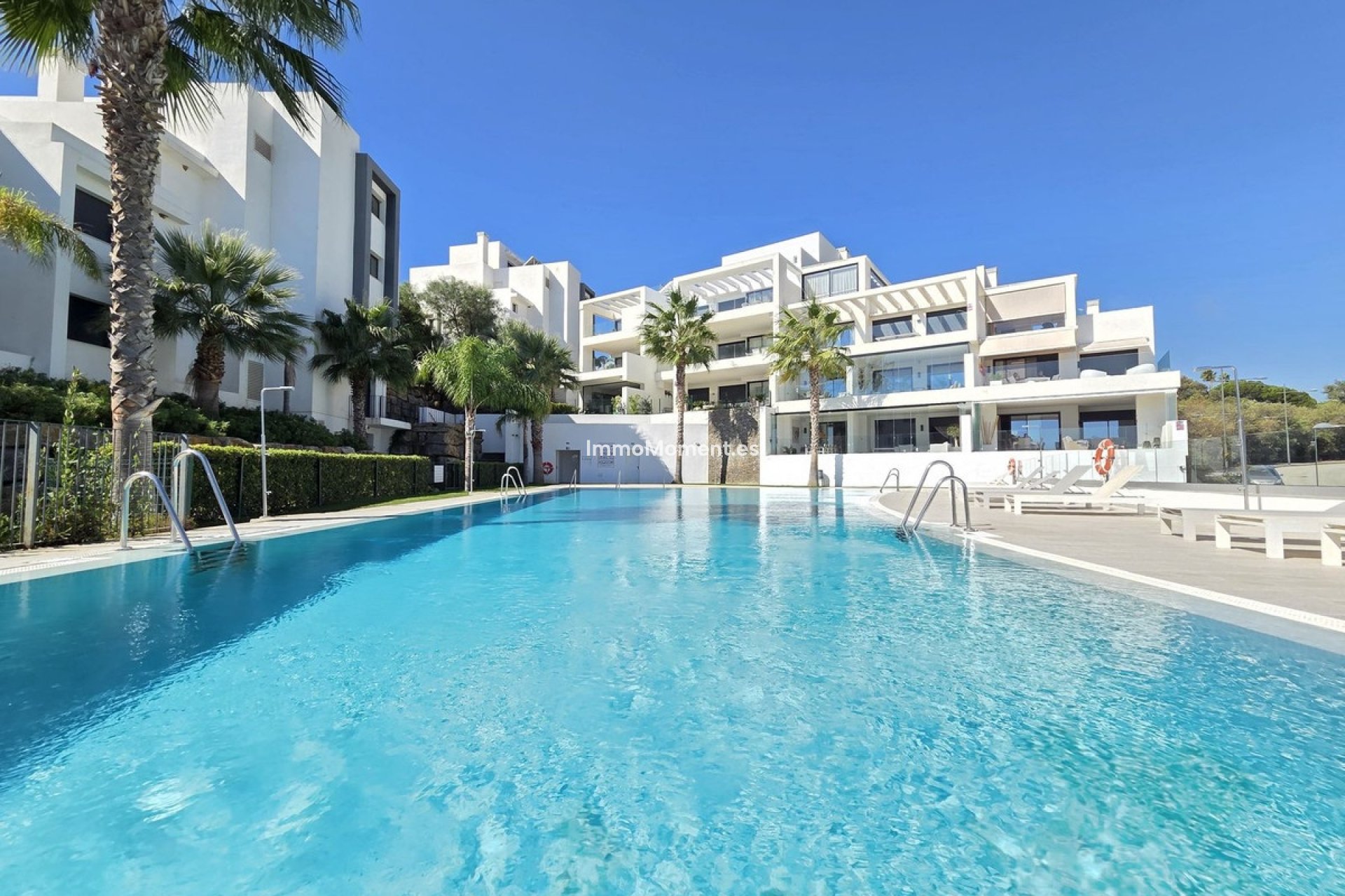 Resale - Apartment - Estepona - Estepona Centro