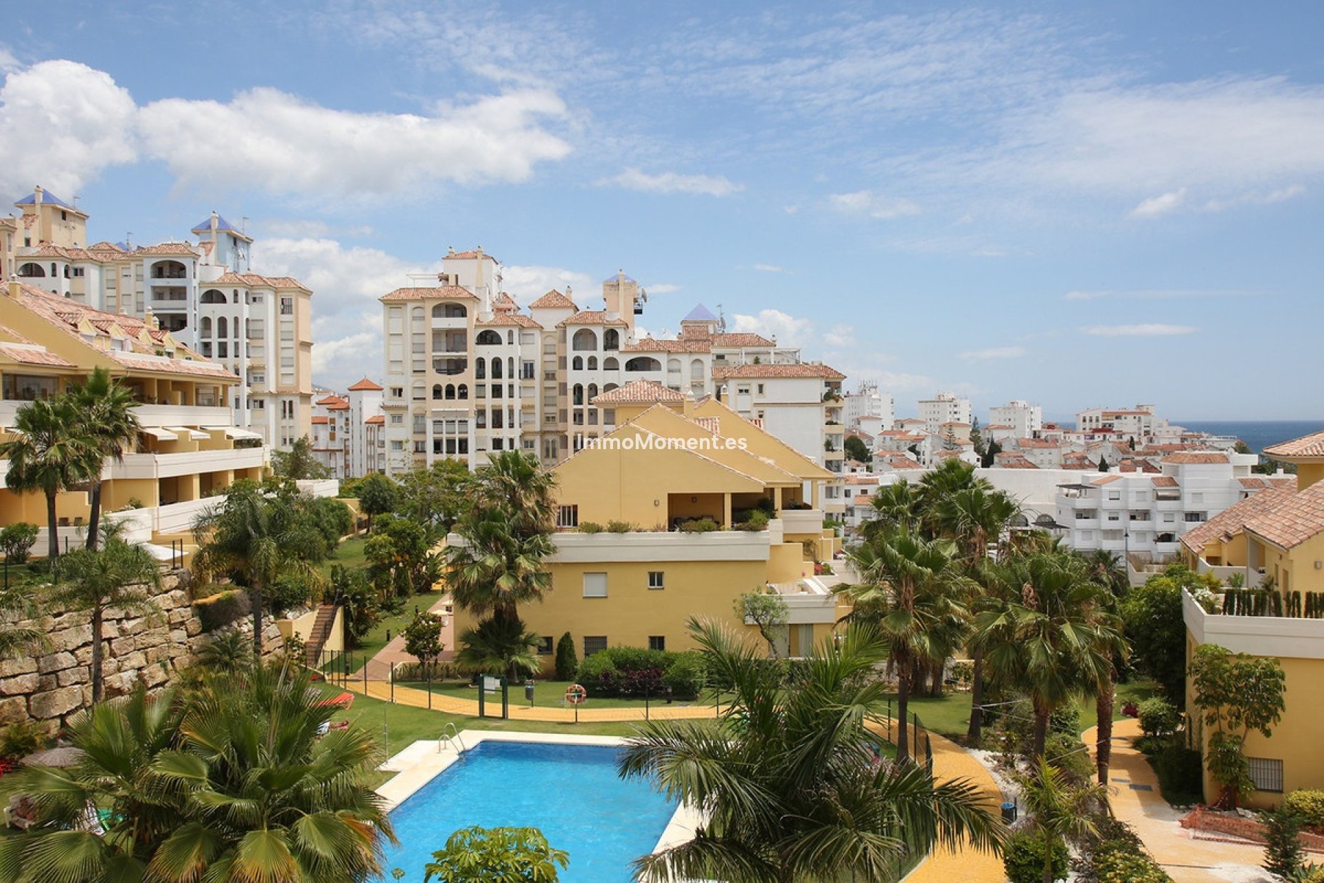 Resale - Apartment - Estepona - Estepona Centro