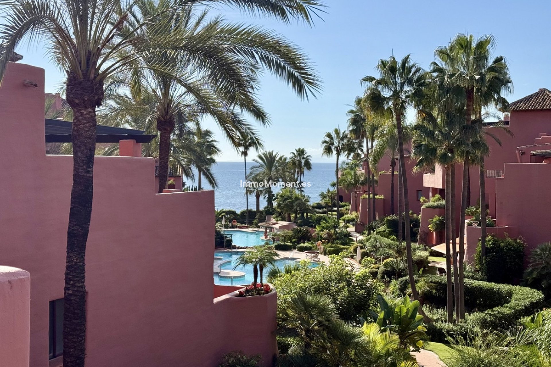 Resale - Apartment - Estepona - Estepona Centro