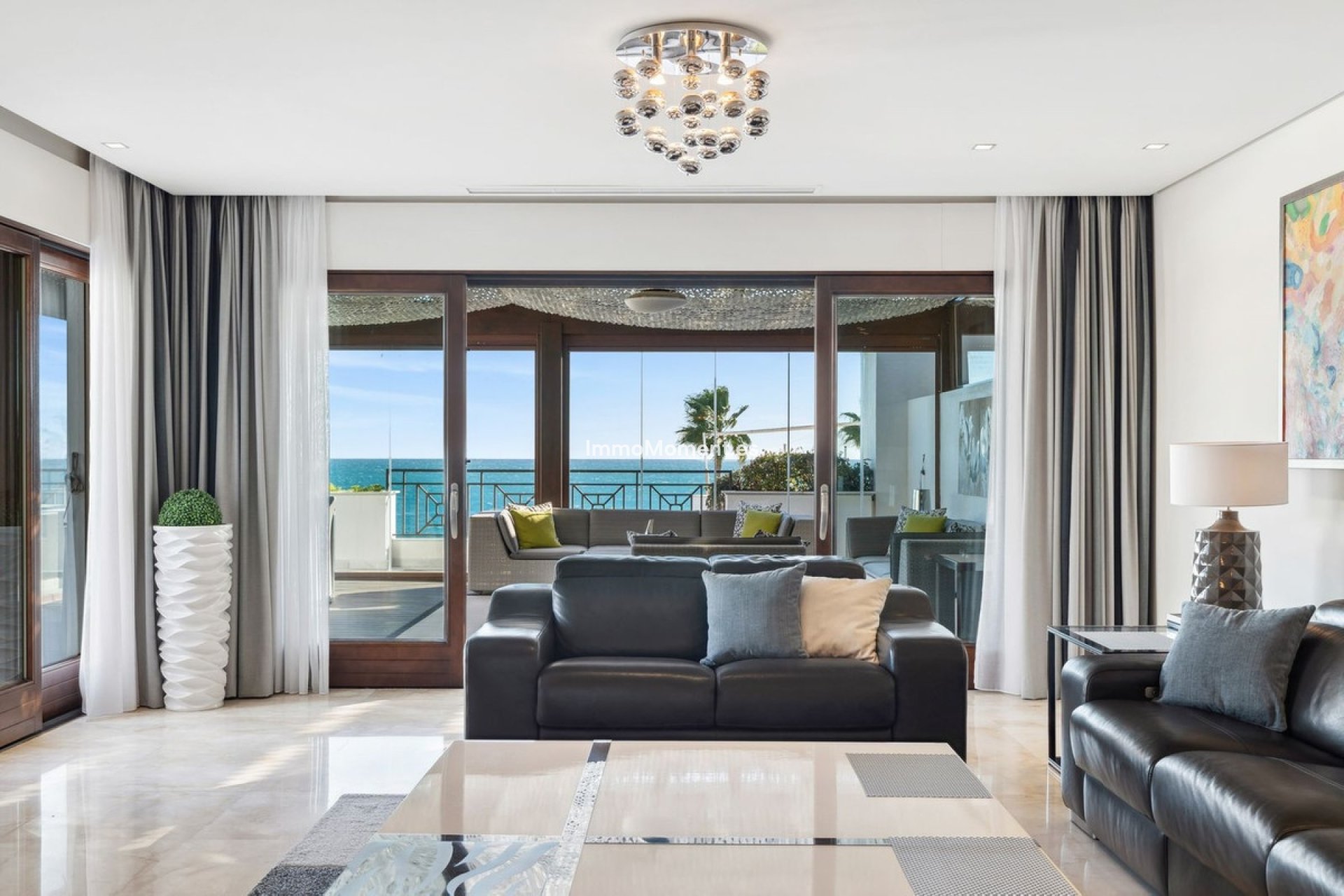 Resale - Apartment - Estepona - Estepona Centro