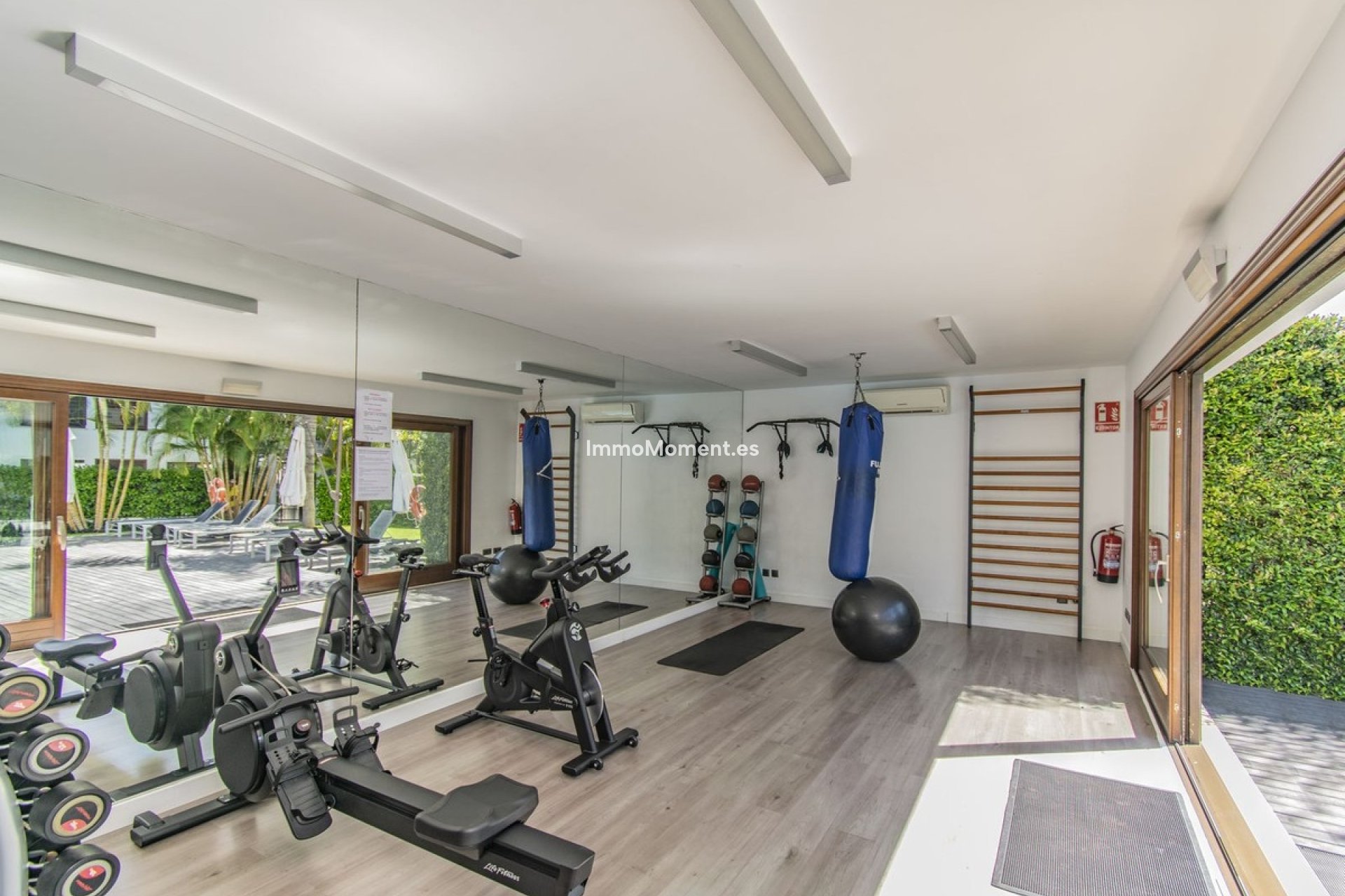 Resale - Apartment - Estepona - Estepona Centro