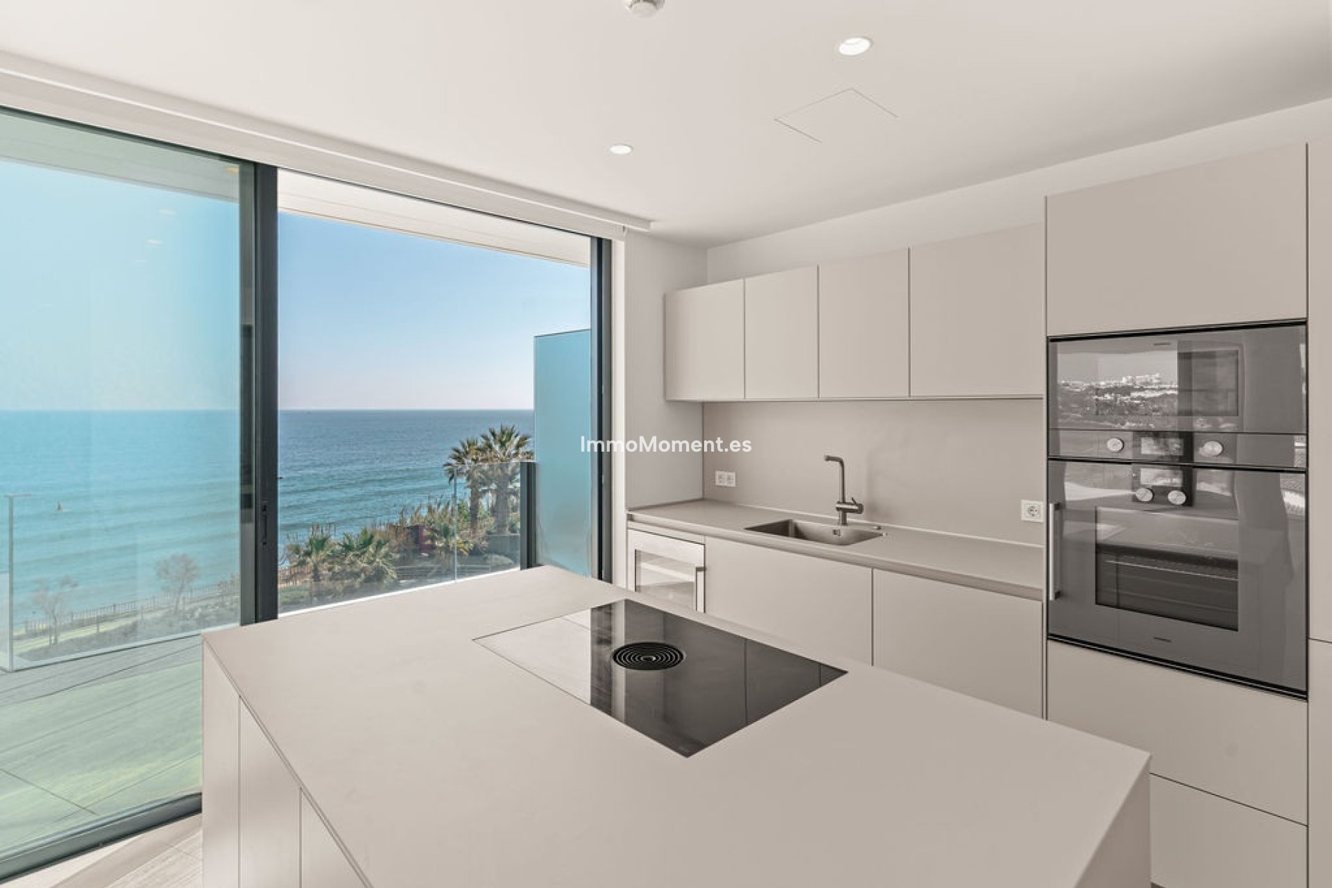 Resale - Apartment - Estepona - Estepona Centro