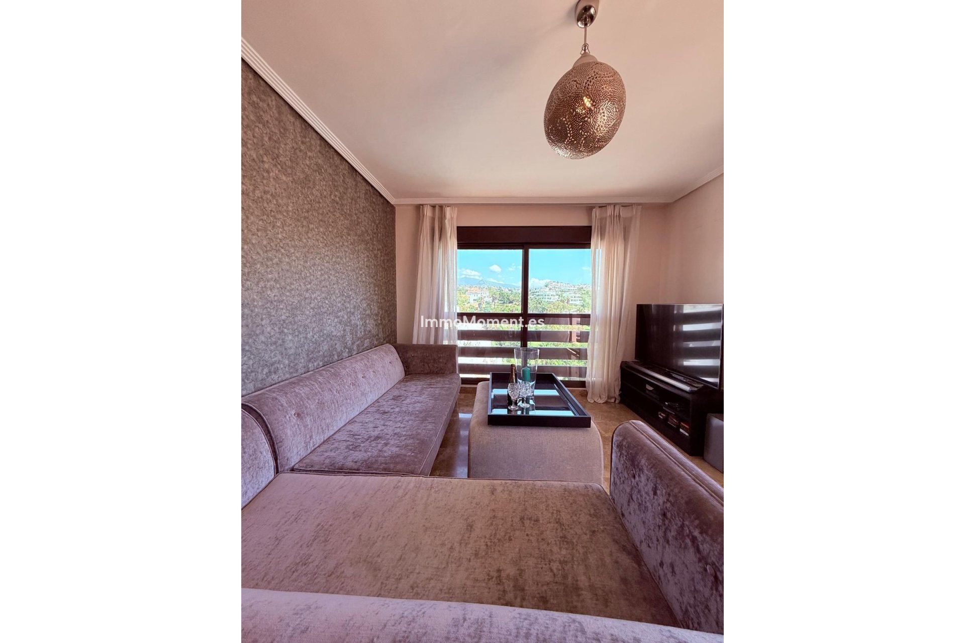 Resale - Apartment - Estepona - Estepona Centro