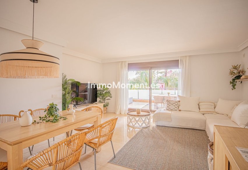 Resale - Apartment - Estepona - Estepona Centro