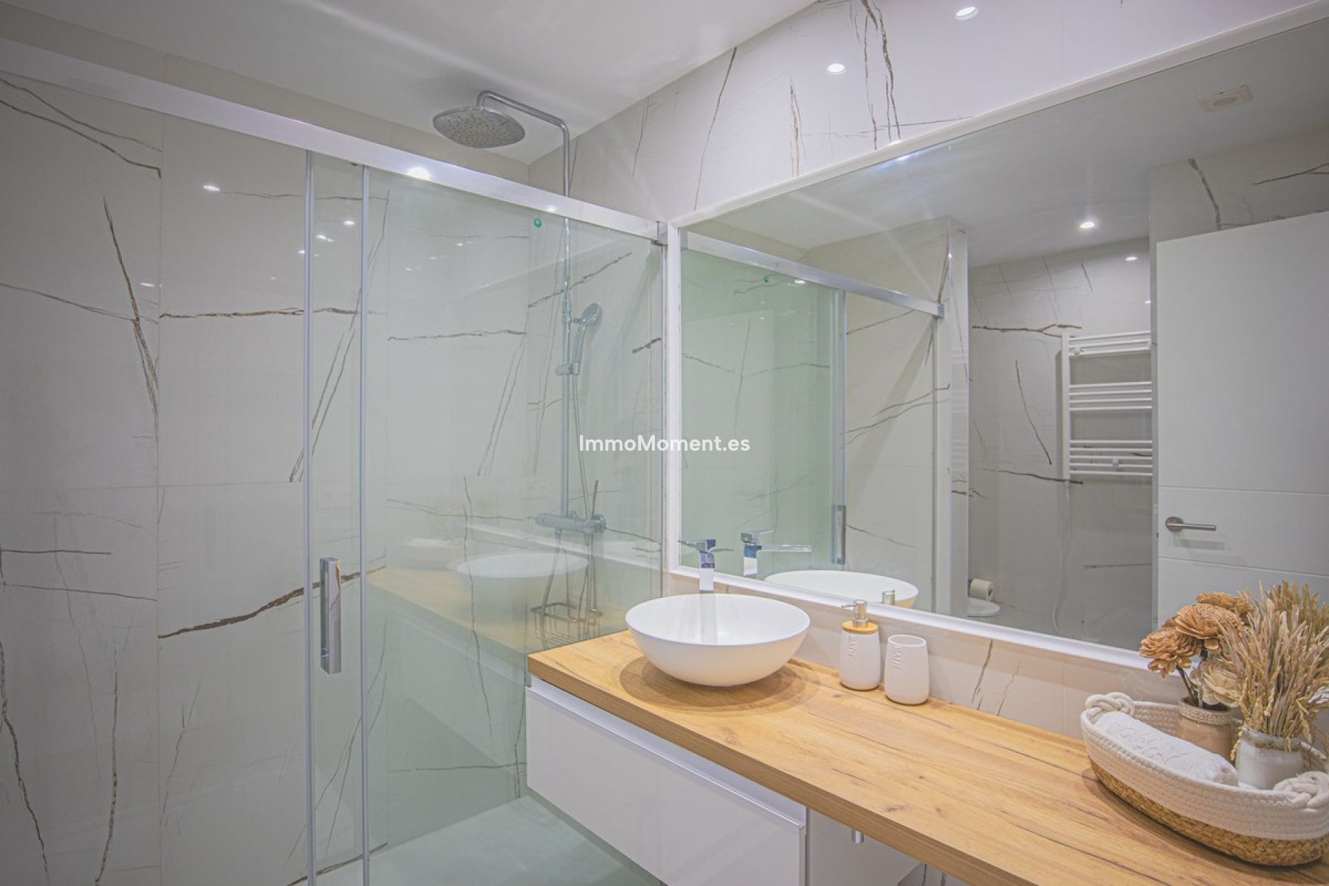 Resale - Apartment - Estepona - Estepona Centro