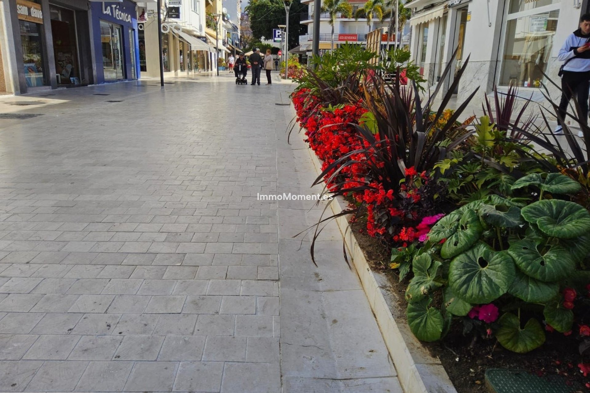 Resale - Apartment - Estepona - Estepona Centro