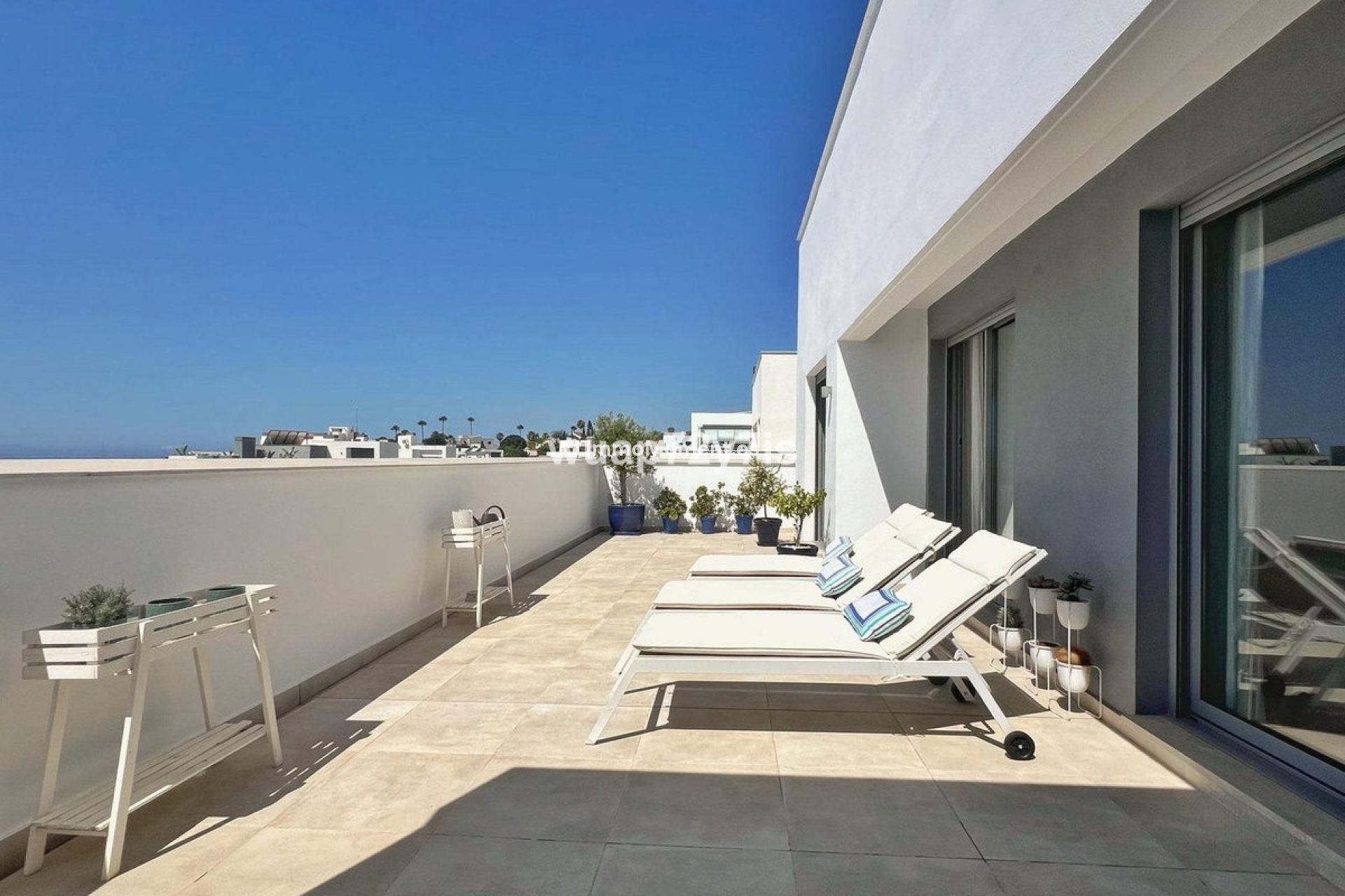 Resale - Apartment - Estepona - Estepona Centro