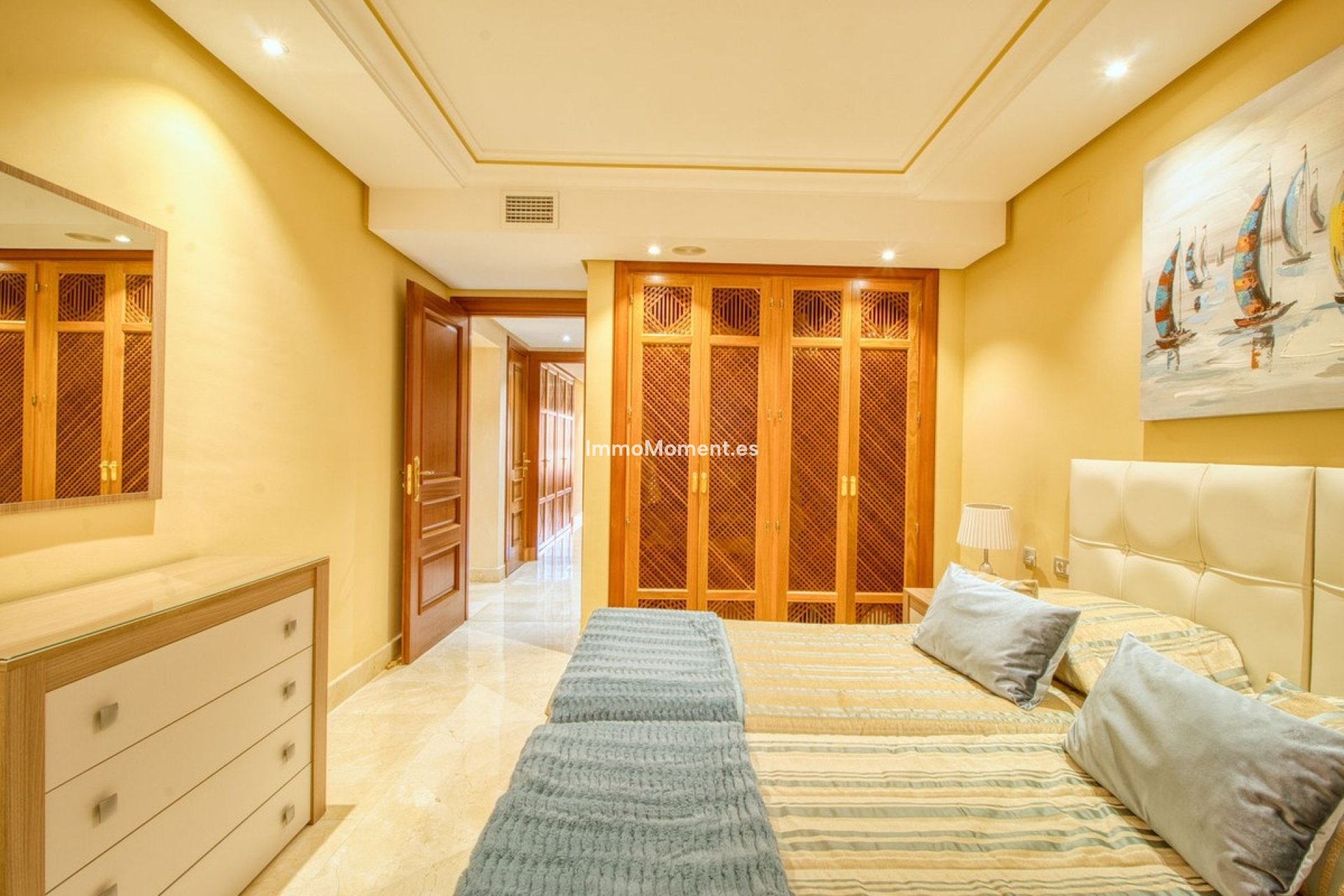 Resale - Apartment - Estepona - Estepona Centro