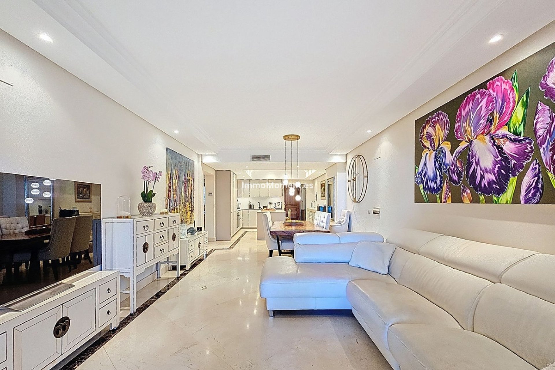 Resale - Apartment - Estepona - Estepona Centro