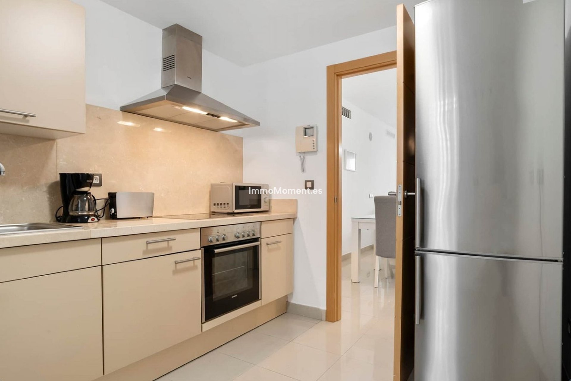 Resale - Apartment - Estepona - Estepona Centro