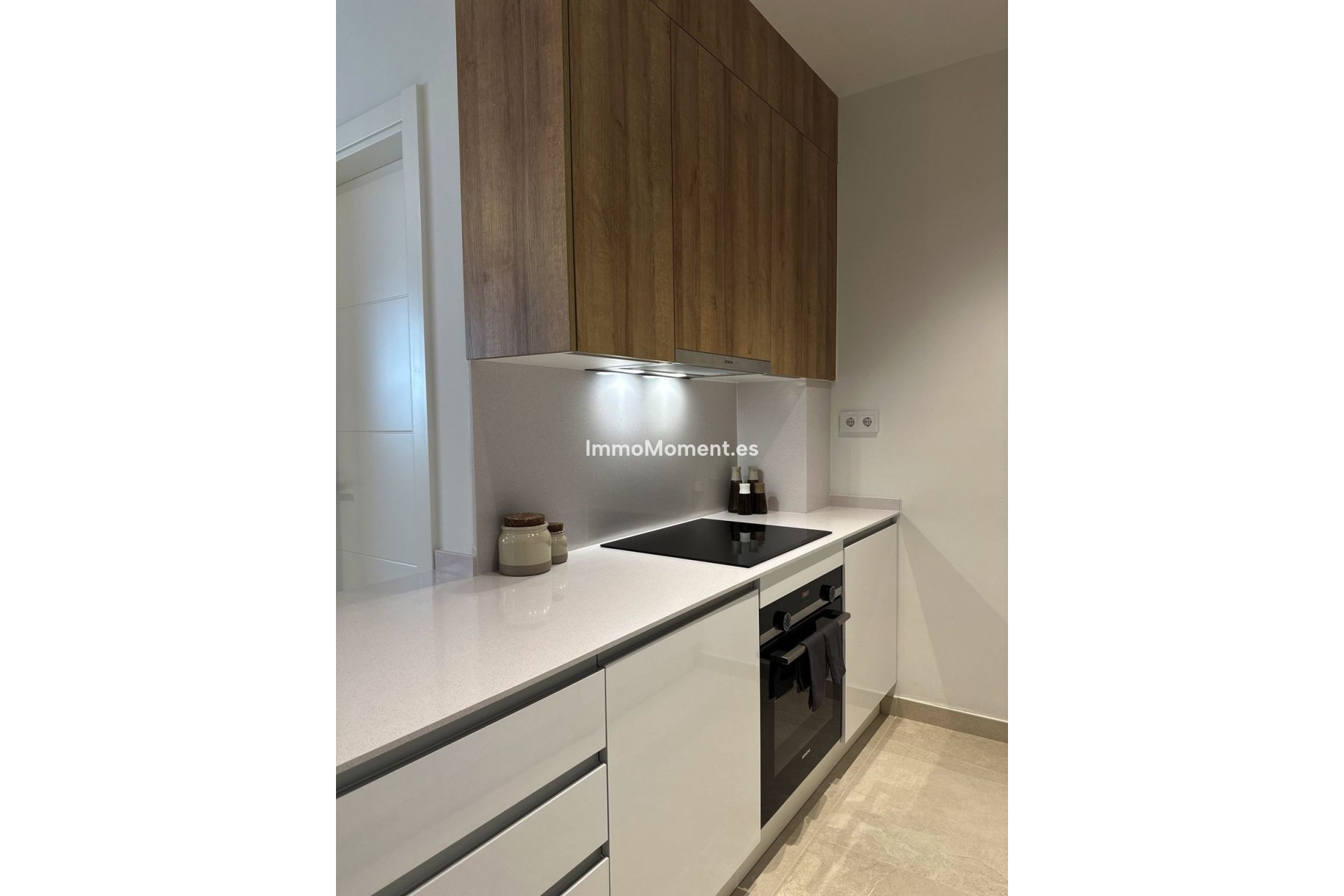 Resale - Apartment - Estepona - Estepona Centro