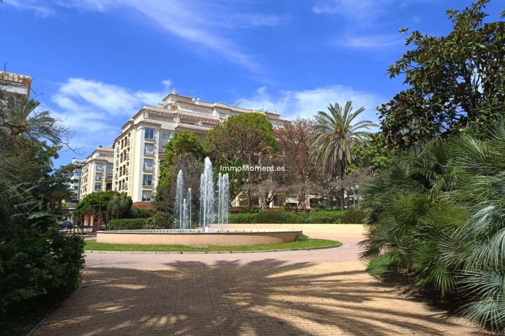 Resale - Apartment - Estepona - Estepona Centro