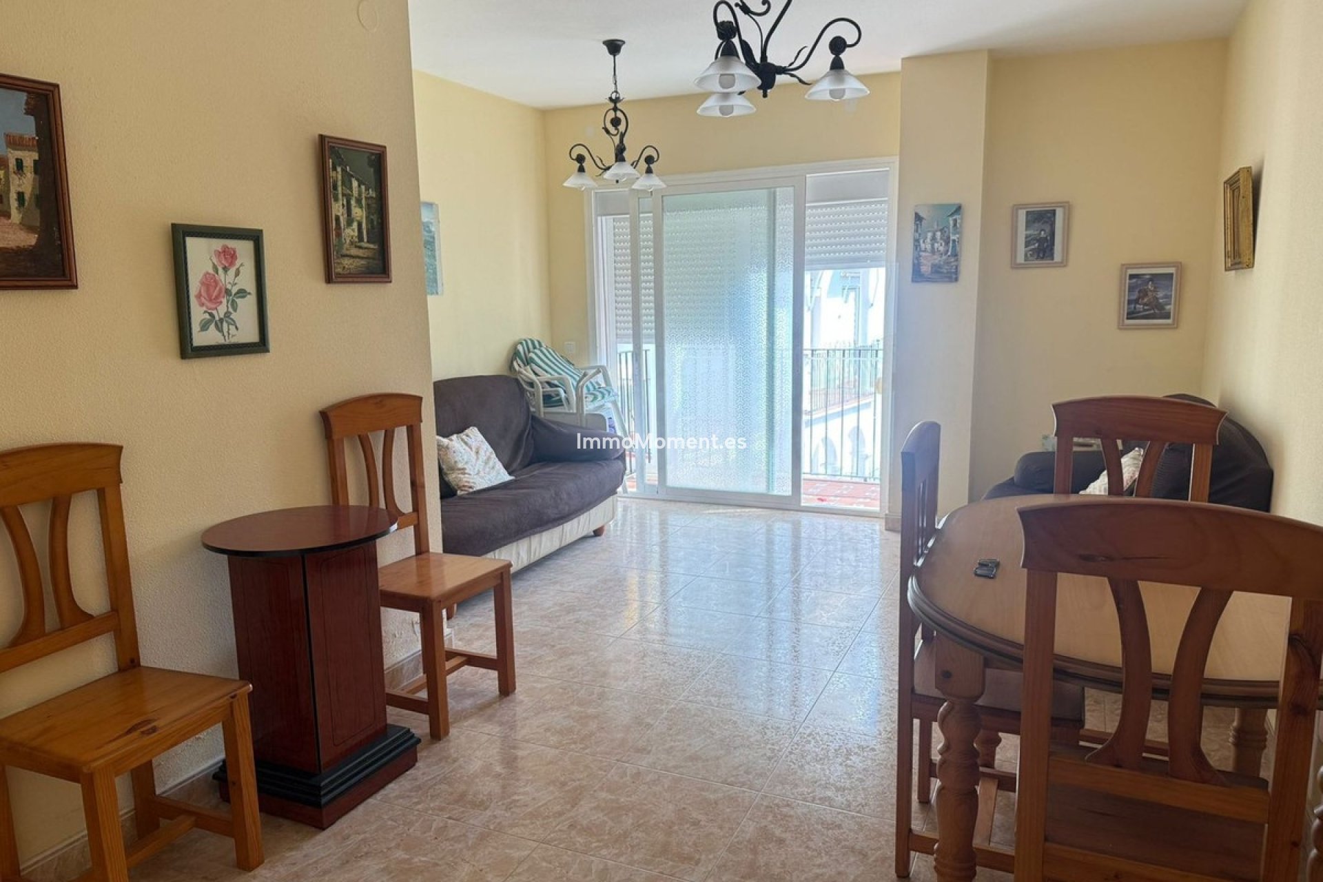 Resale - Apartment - Estepona - Estepona Centro