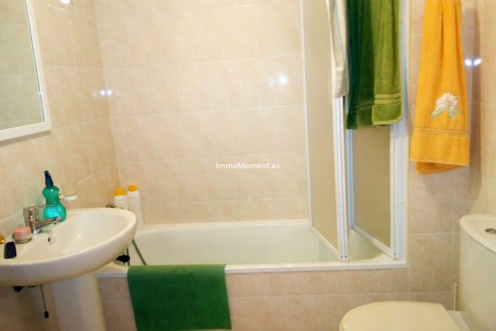 Resale - Apartment - Estepona - Estepona Centro