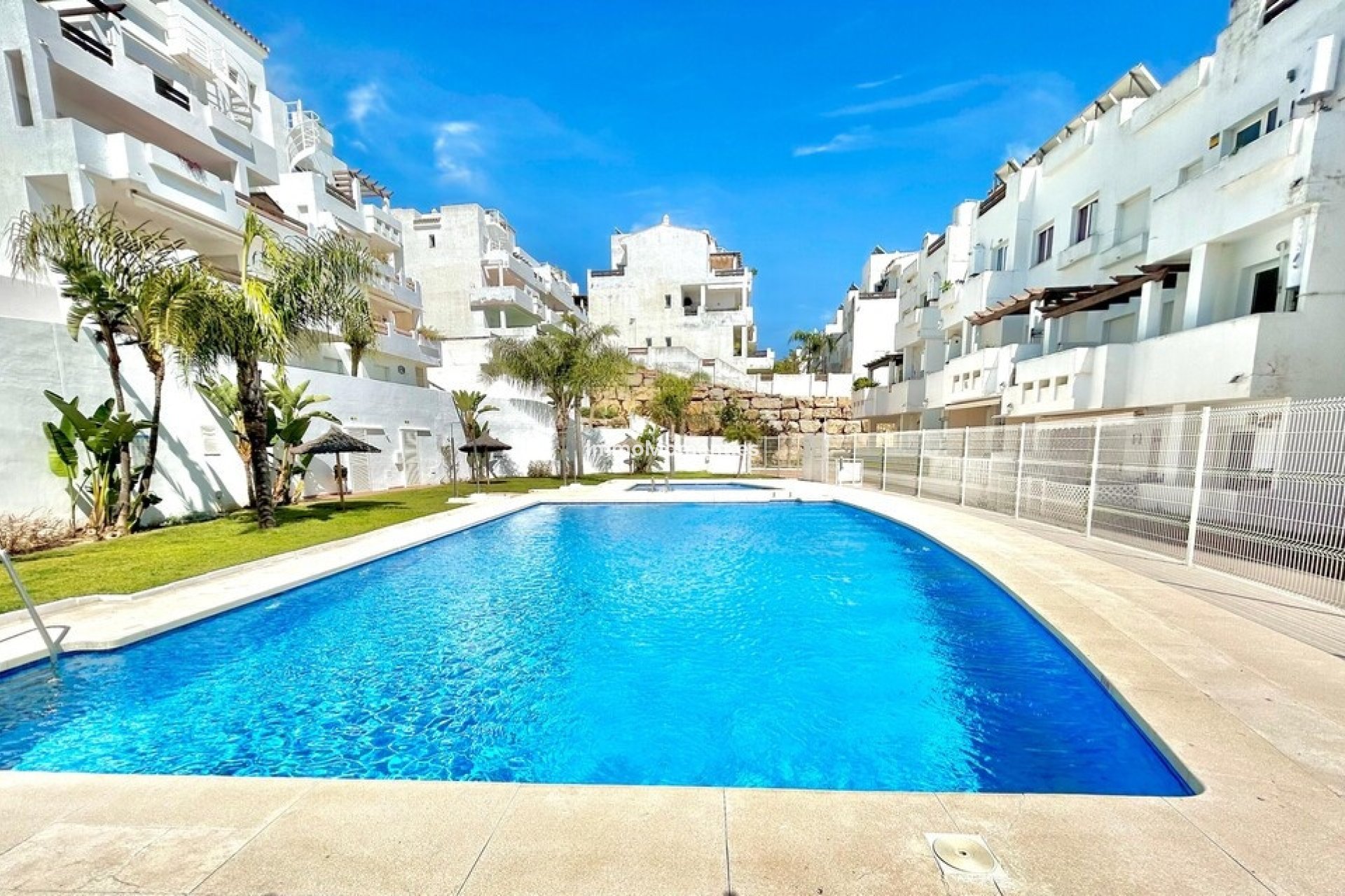 Resale - Apartment - Estepona - Estepona Centro