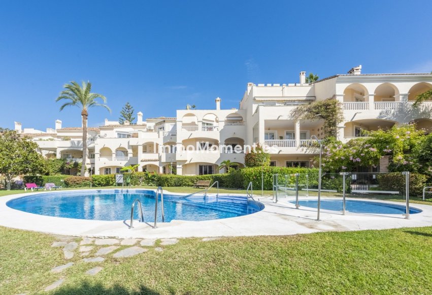 Resale - Apartment - Estepona - Estepona Centro