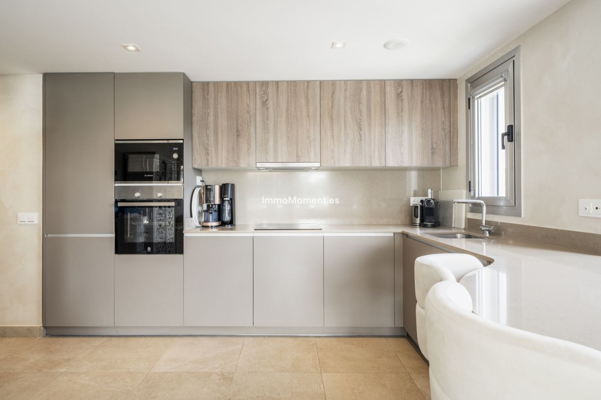 Resale - Apartment - Estepona - Estepona Centro