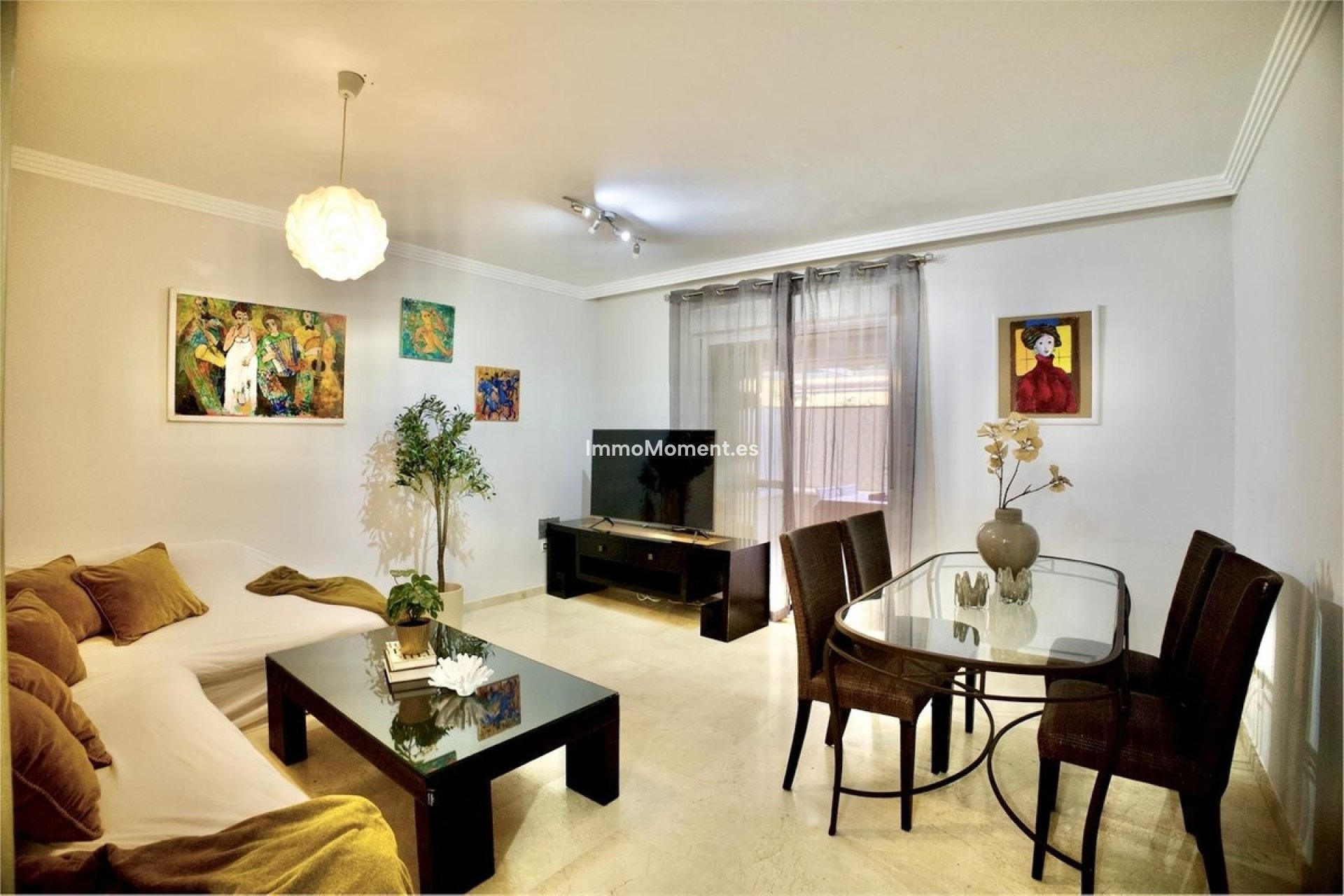 Resale - Apartment - Estepona - Estepona Centro