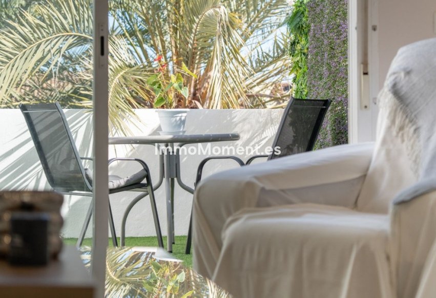 Resale - Apartment - Estepona - Estepona Centro