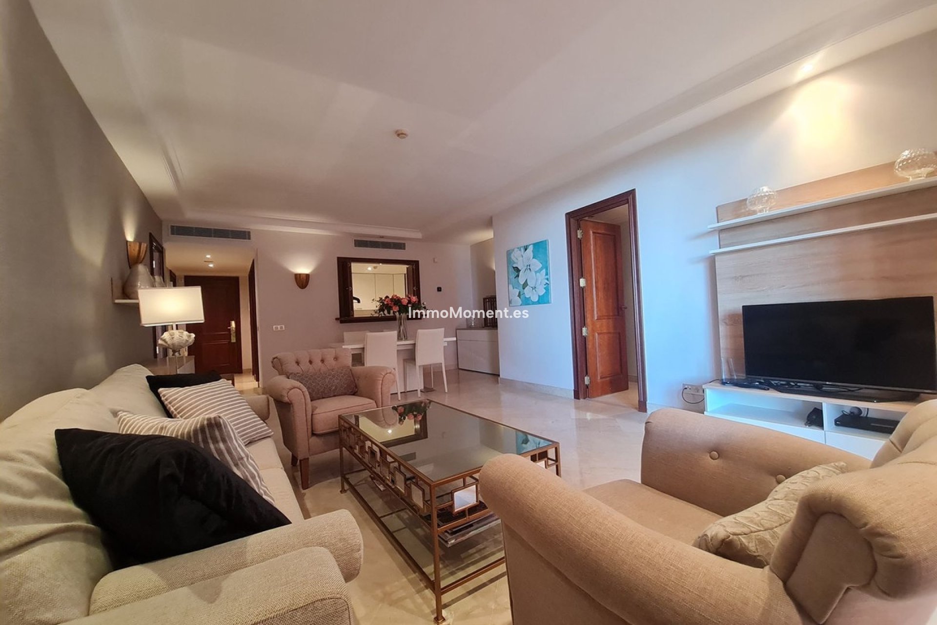 Resale - Apartment - Estepona - Estepona Centro