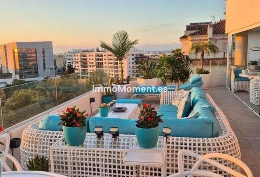 Resale - Apartment - Estepona - Estepona Centro