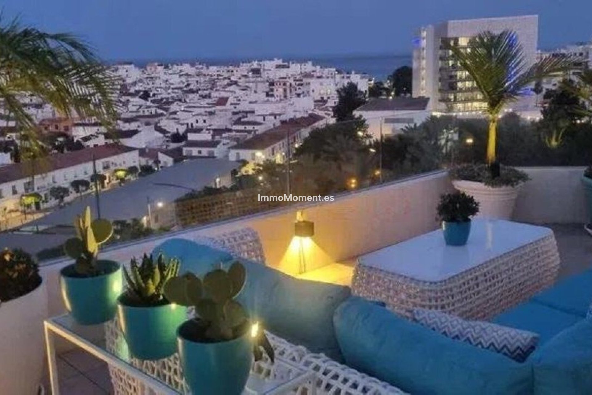 Resale - Apartment - Estepona - Estepona Centro
