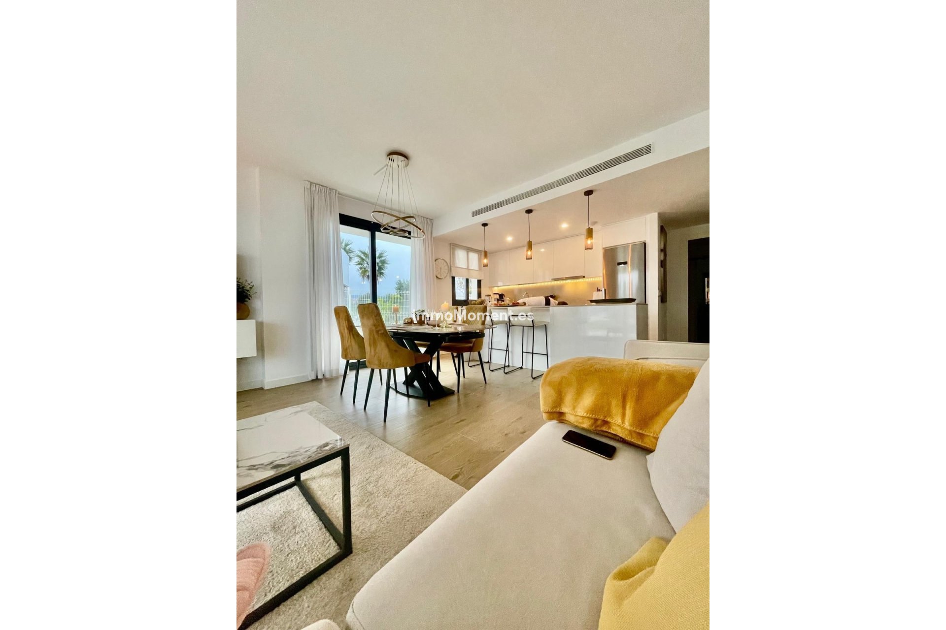 Resale - Apartment - Estepona - Estepona Centro