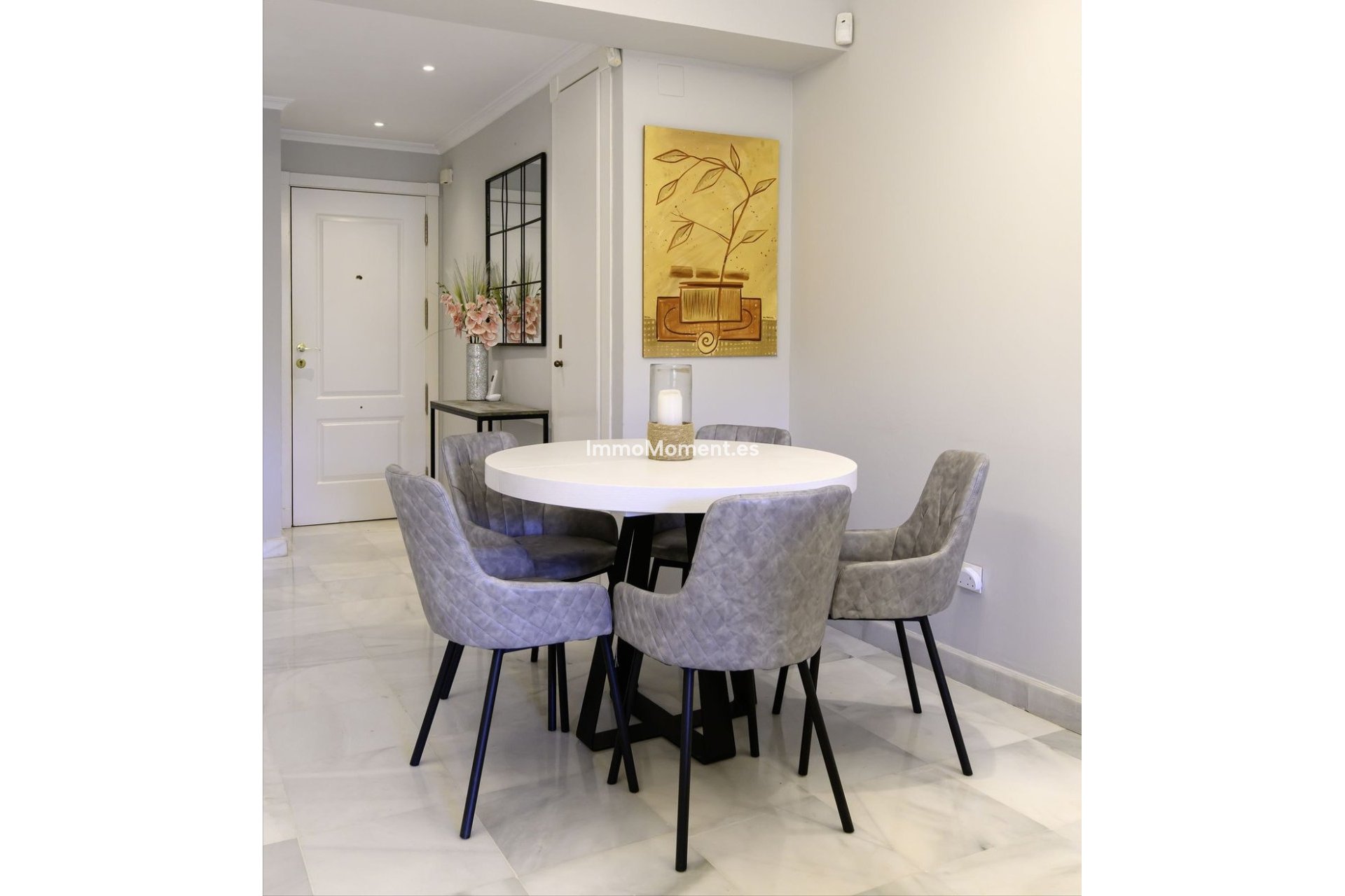 Resale - Apartment - Estepona - Estepona Centro