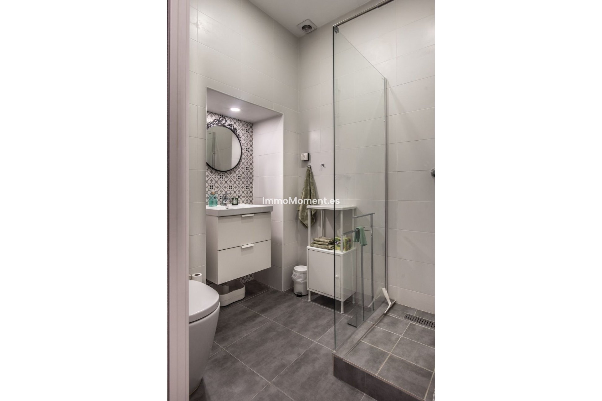 Resale - Apartment - Estepona - Estepona Centro