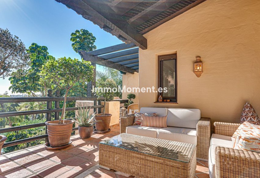 Resale - Apartment - Estepona - Estepona Centro