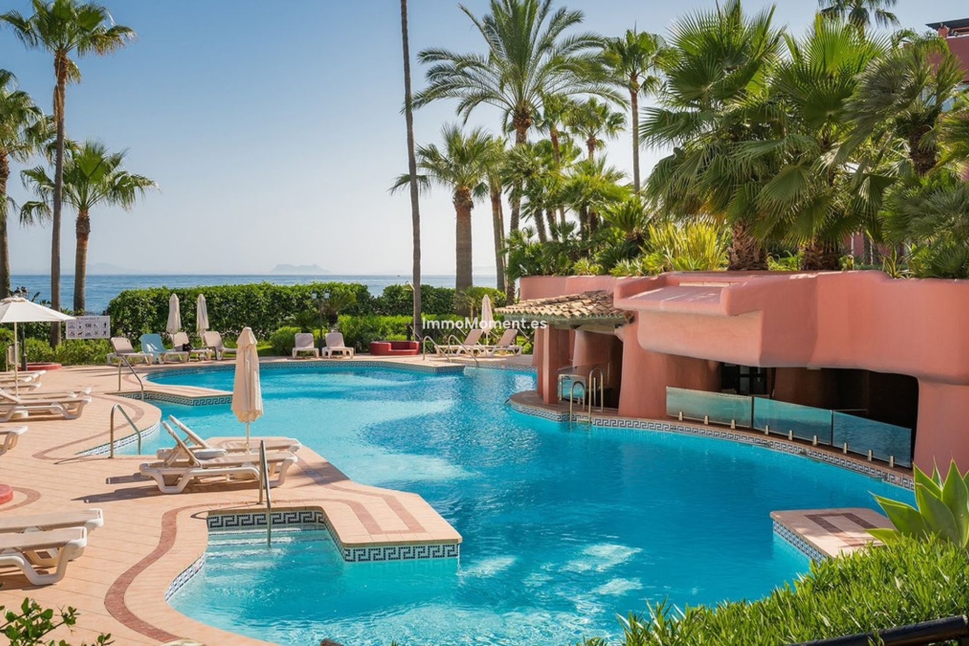 Resale - Apartment - Estepona - Estepona Centro