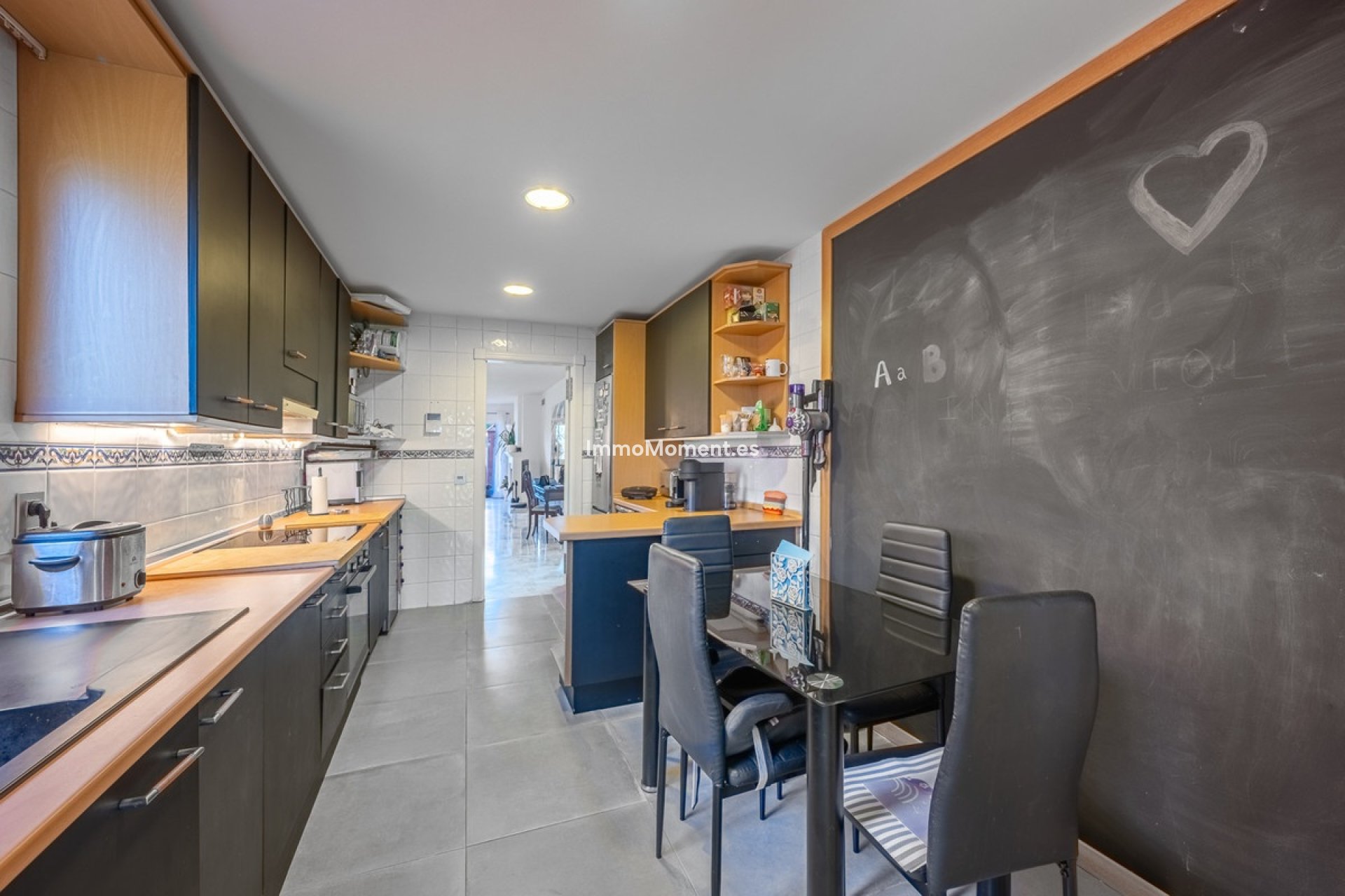 Resale - Apartment - Estepona - Estepona Centro