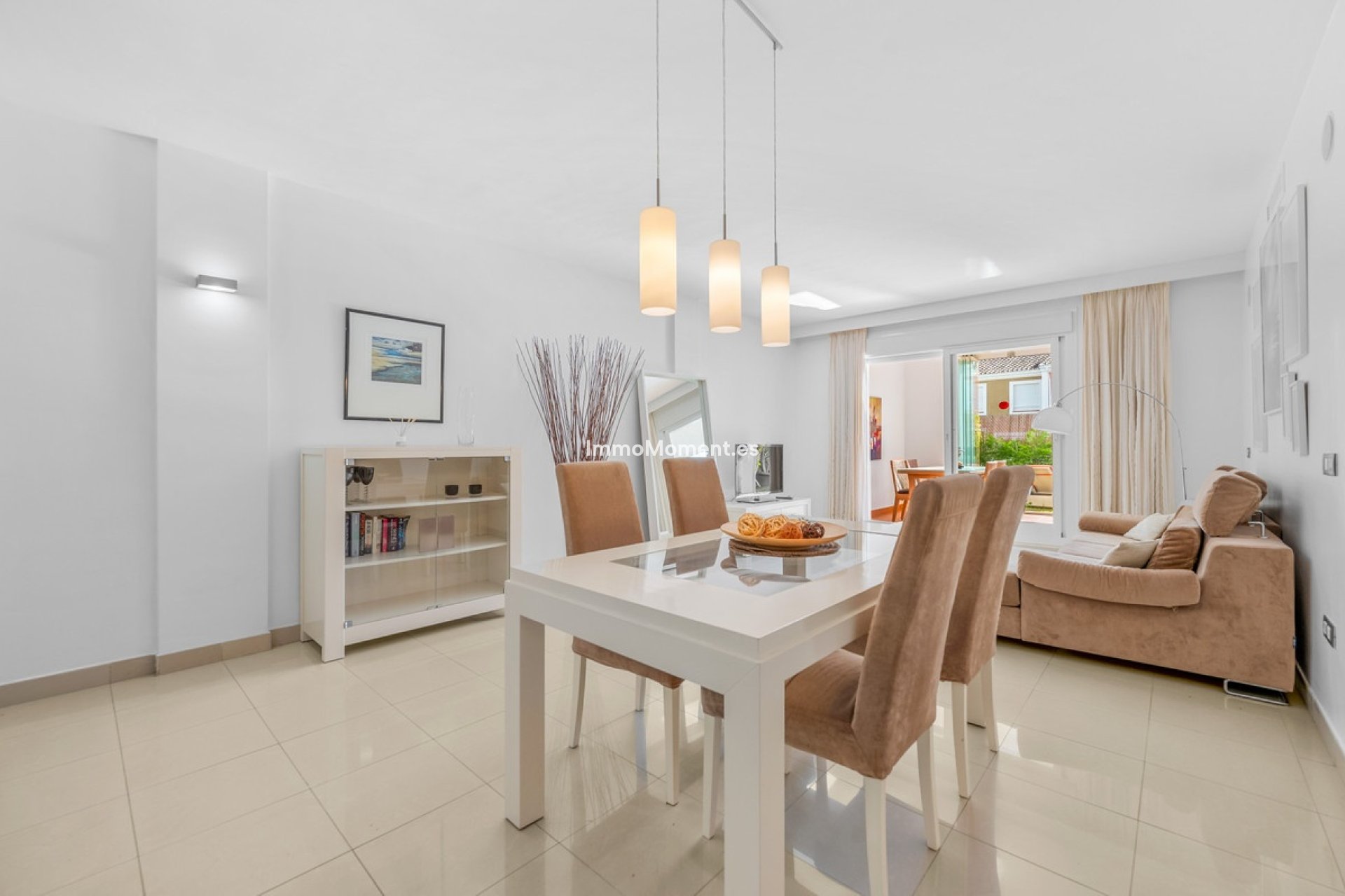 Resale - Apartment - Estepona - Estepona Centro