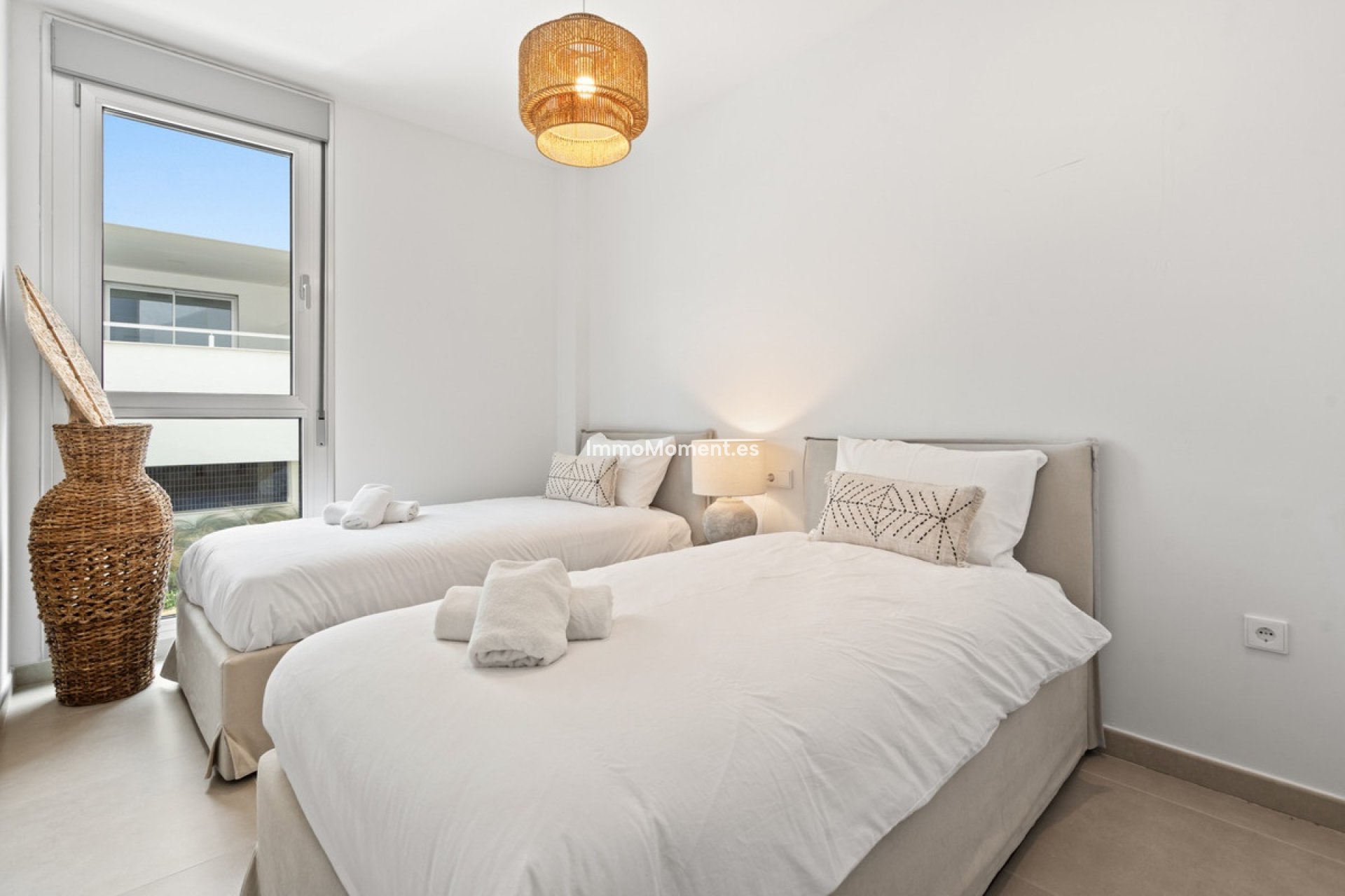 Resale - Apartment - Estepona - Estepona Centro