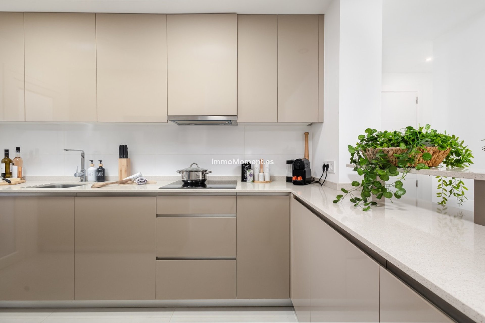 Resale - Apartment - Estepona - Estepona Centro