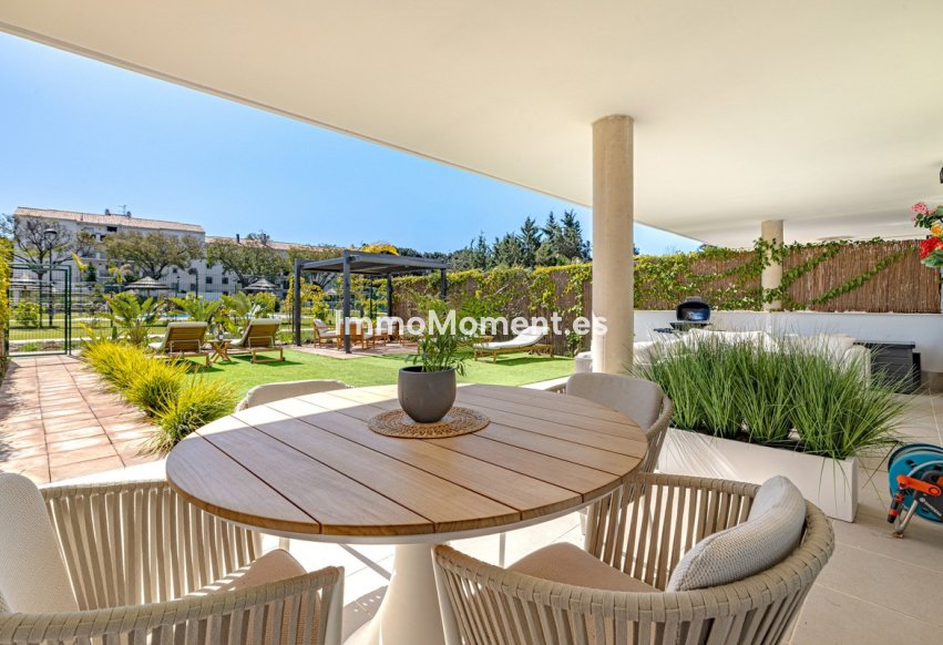 Resale - Apartment - Estepona - Estepona Centro