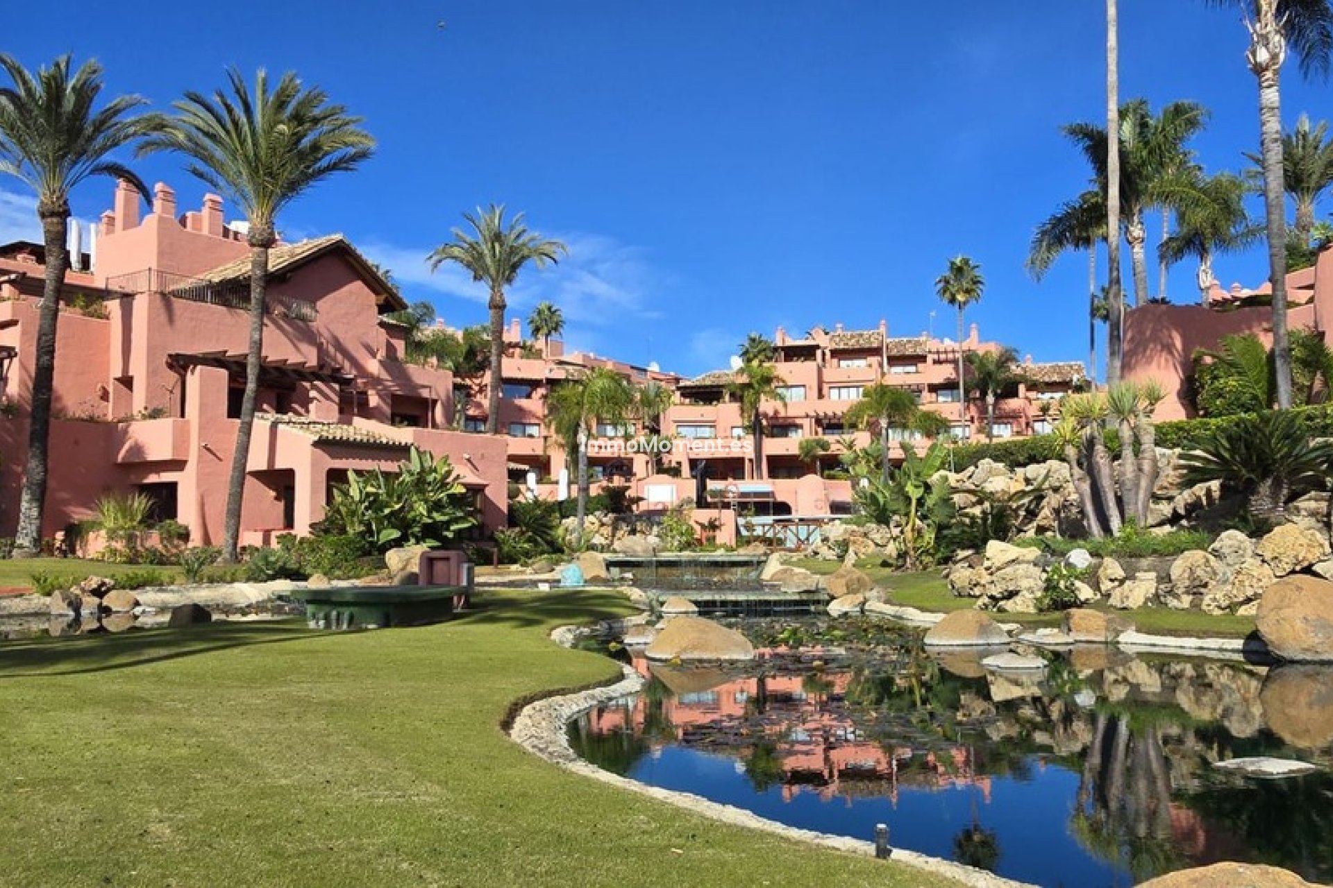 Resale - Apartment - Estepona - Estepona Centro