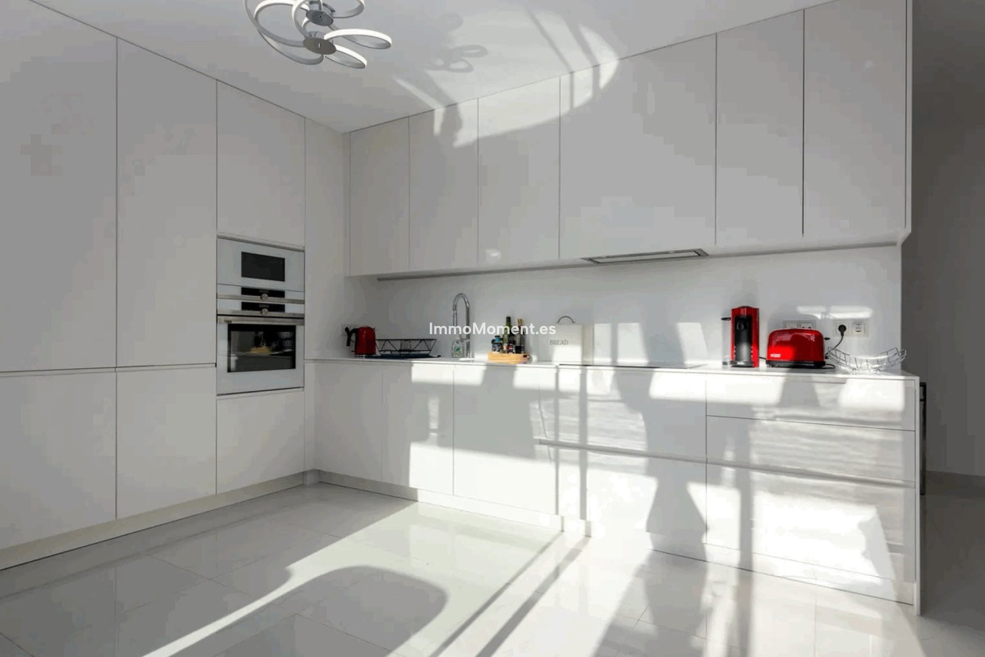 Resale - Apartment - Estepona - Estepona Centro