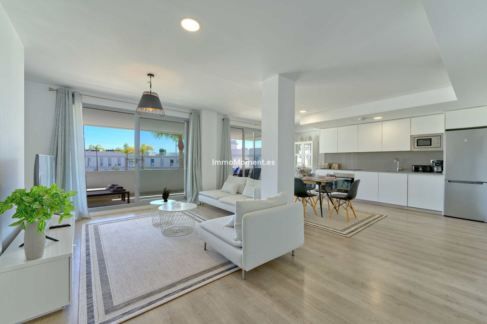 Resale - Apartment - Estepona - Estepona Centro