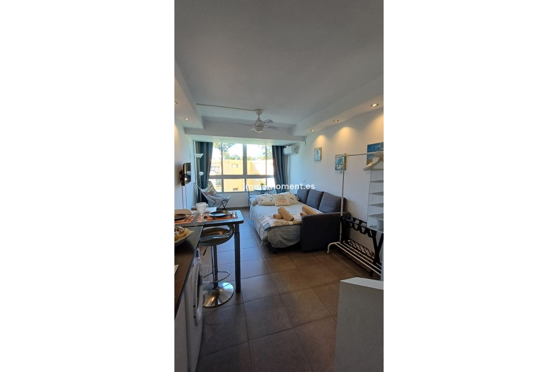 Resale - Apartment - Estepona - Estepona Centro