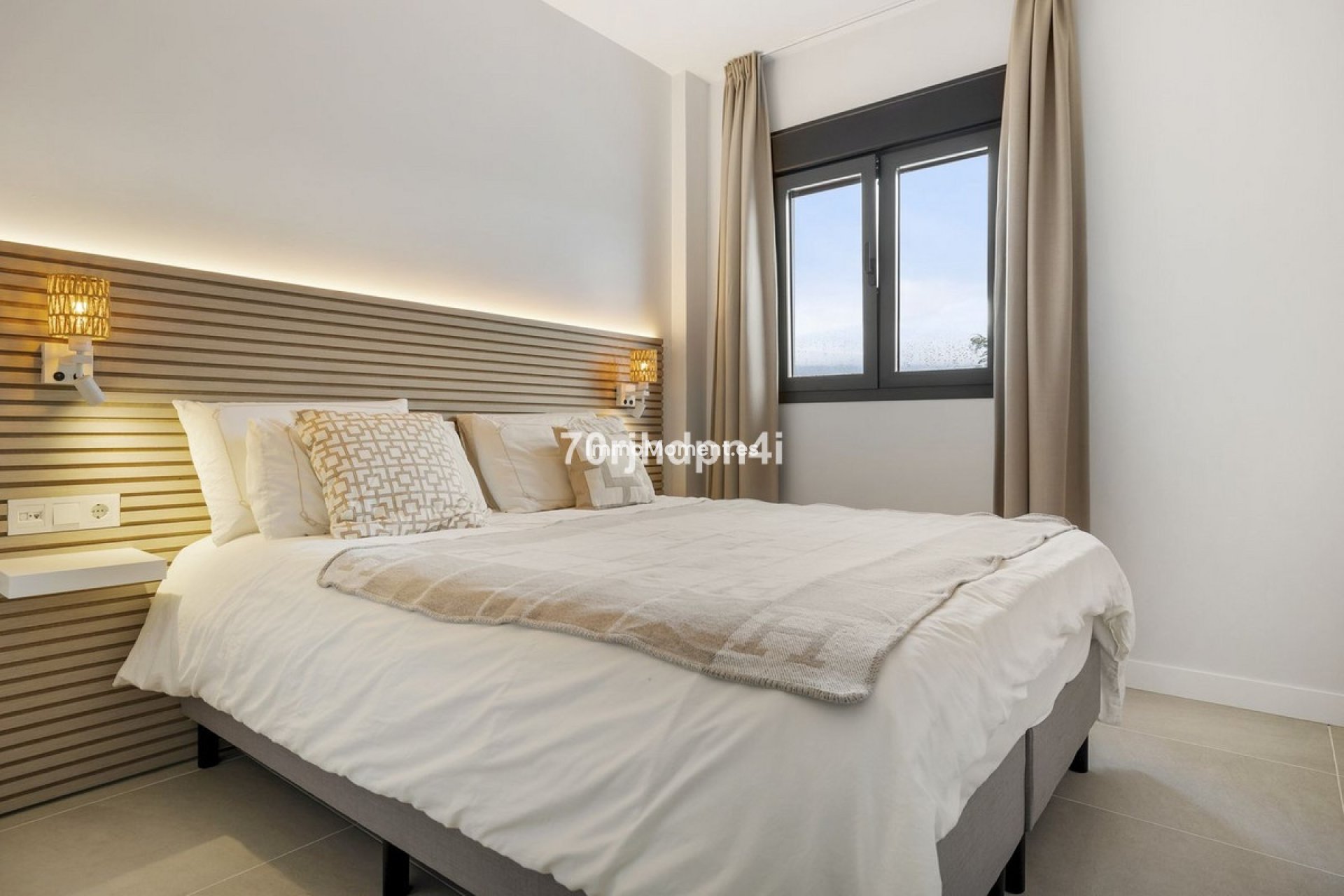 Resale - Apartment - Estepona - Estepona Centro