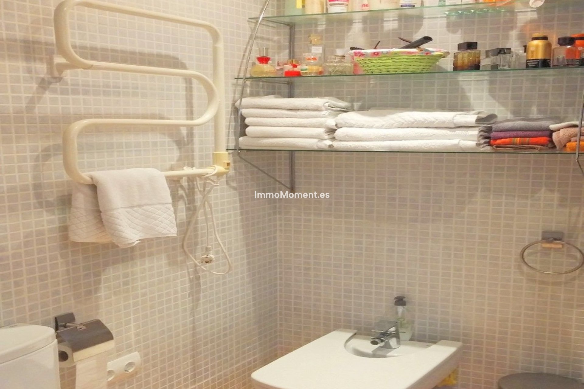 Resale - Apartment - Estepona - Estepona Centro